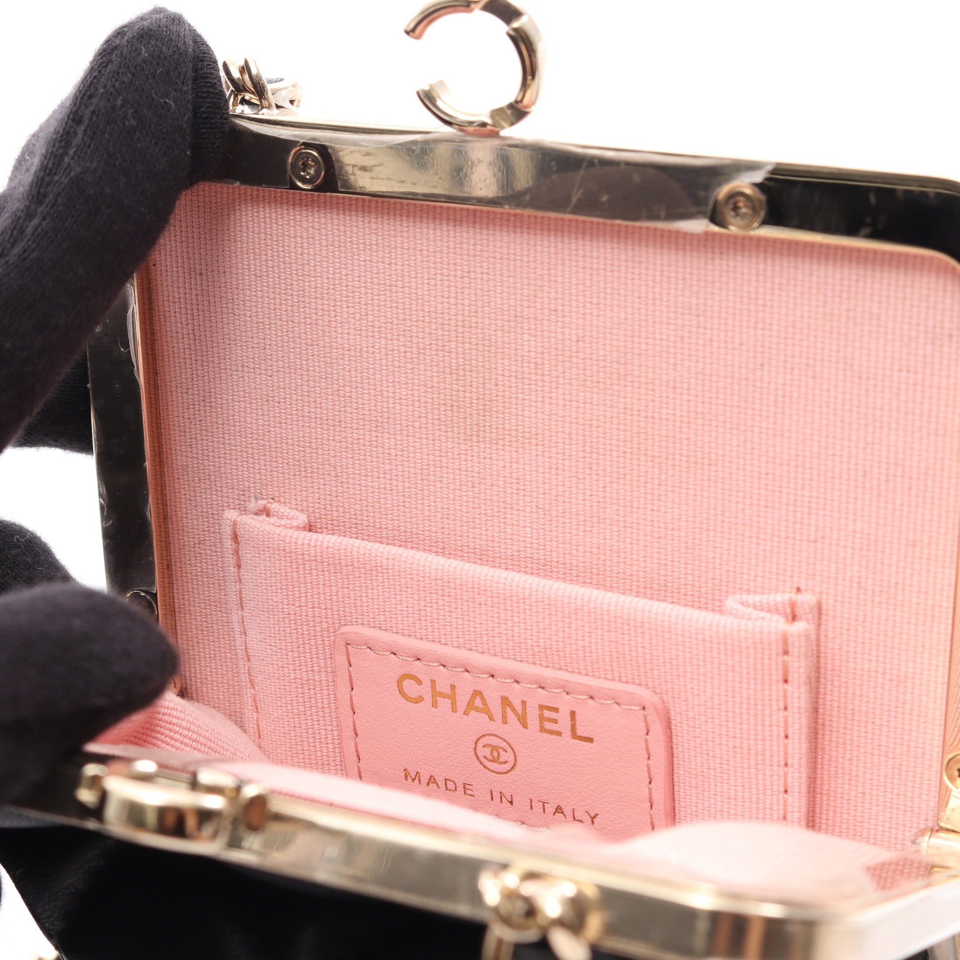 マトラッセ チェーンショルダーバッグ レザー ブラック ゴールド金具 シャネル バッグ CHANEL