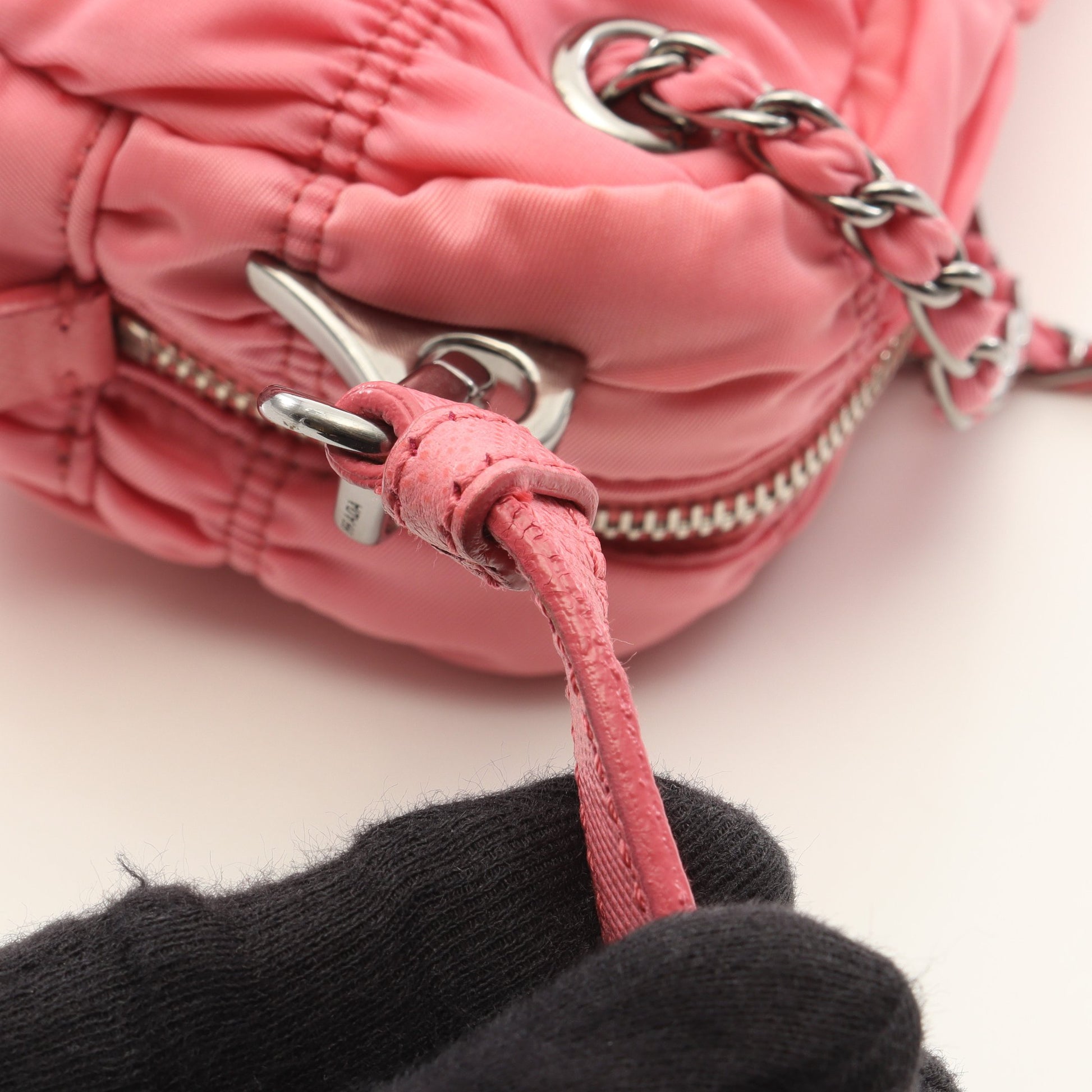 ゴーフレ 2WAY チェーンハンドバッグ ナイロン サフィアーノレザー ピンク プラダ バッグ PRADA