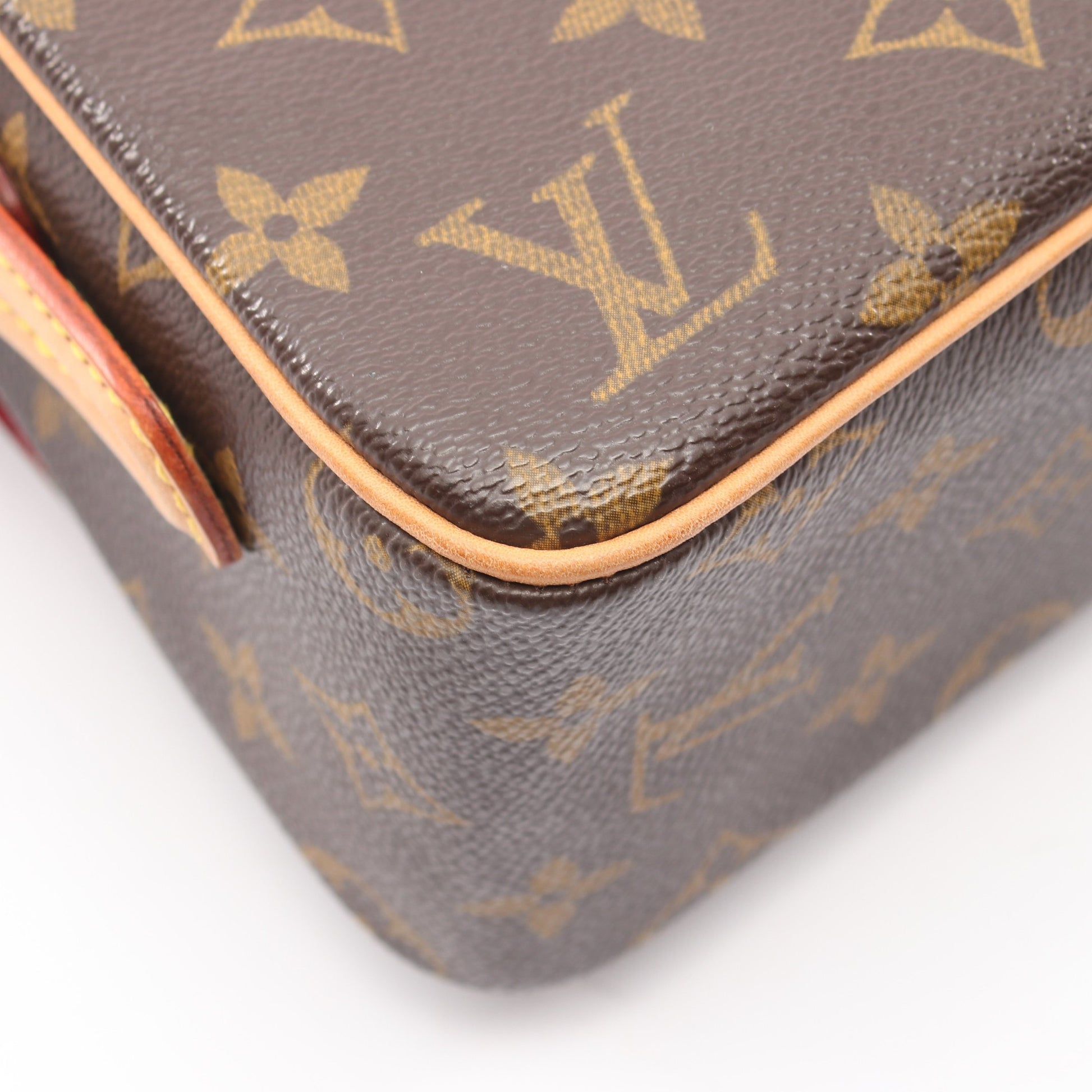 ヴィバシテMM モノグラム ショルダーバッグ PVC レザー ブラウン ルイヴィトン バッグ LOUIS VUITTON
