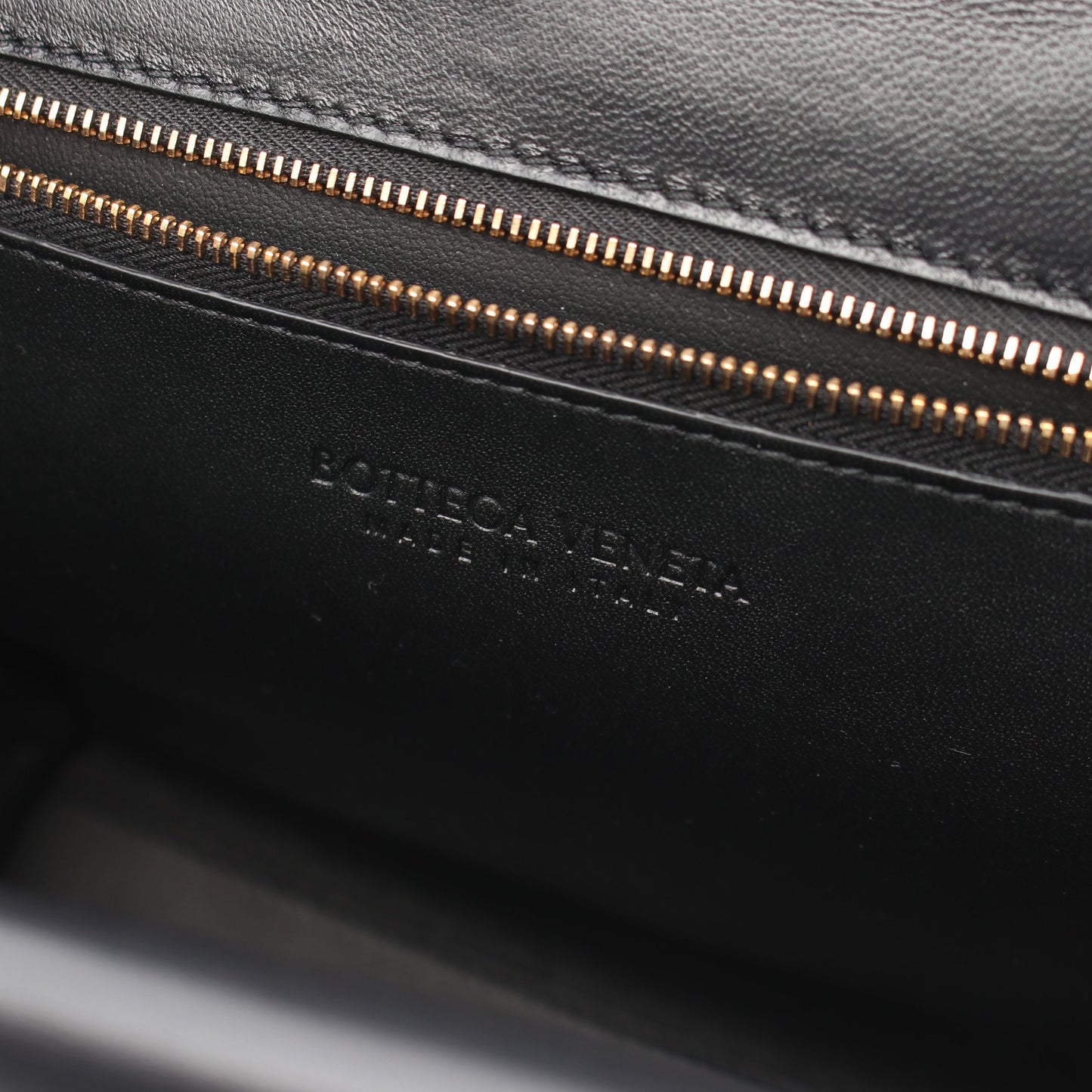 ザ クリップ ショルダーバッグ レザー ブラック ボッテガヴェネタ バッグ BOTTEGA VENETA