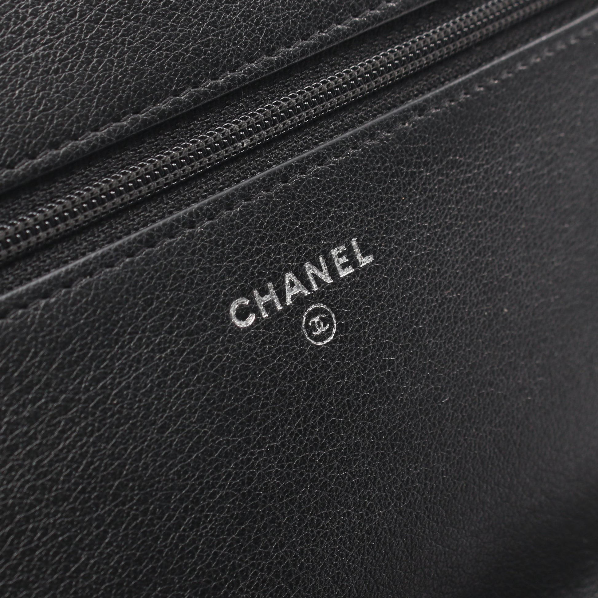 マトラッセ チェーンウォレット カーフスキン ブラック シルバー金具 シャネル バッグ CHANEL