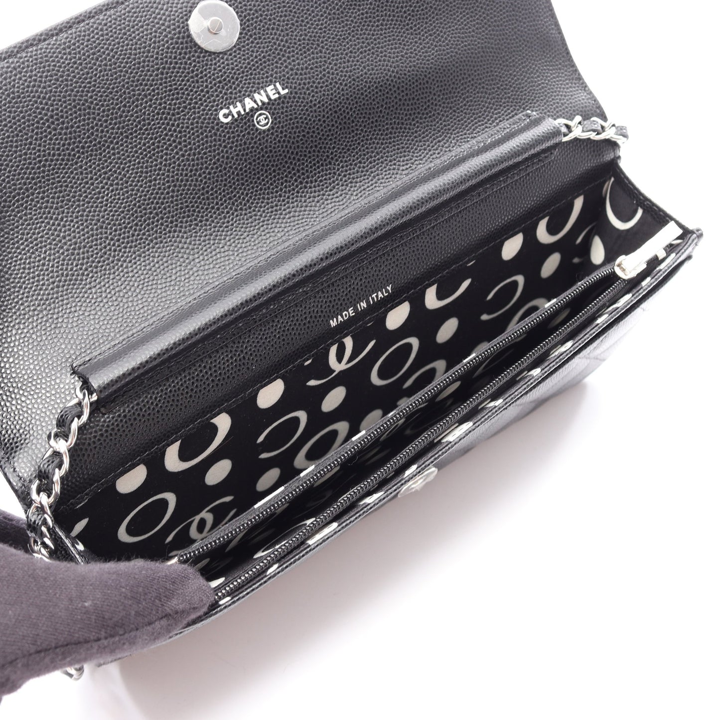 マトラッセ チェーンショルダーバッグ キャビアスキン ブラック シルバー金具 シャネル バッグ CHANEL