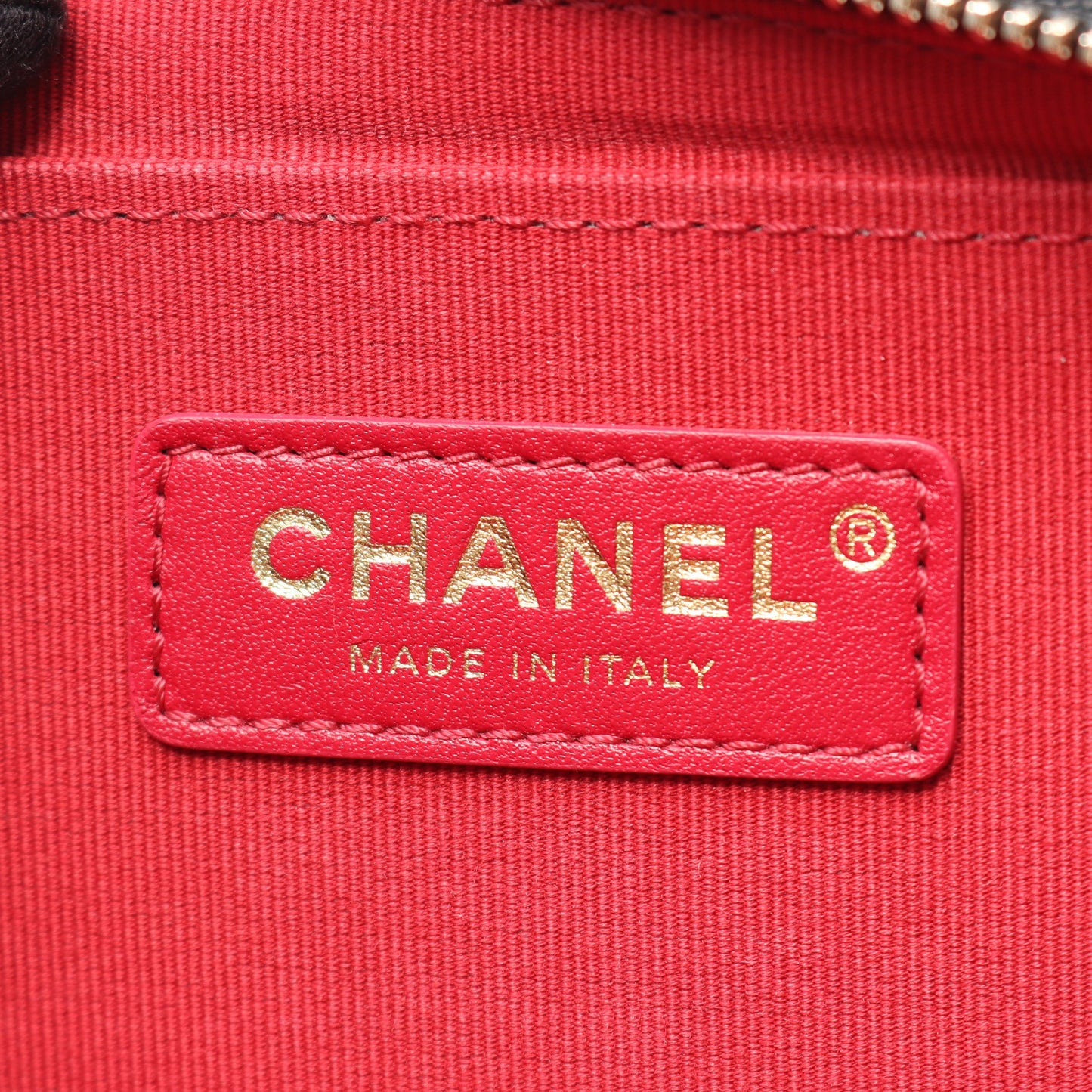 マトラッセ チェーンショルダーバッグ キャビアスキン ブラック ゴールド金具 シャネル バッグ CHANEL