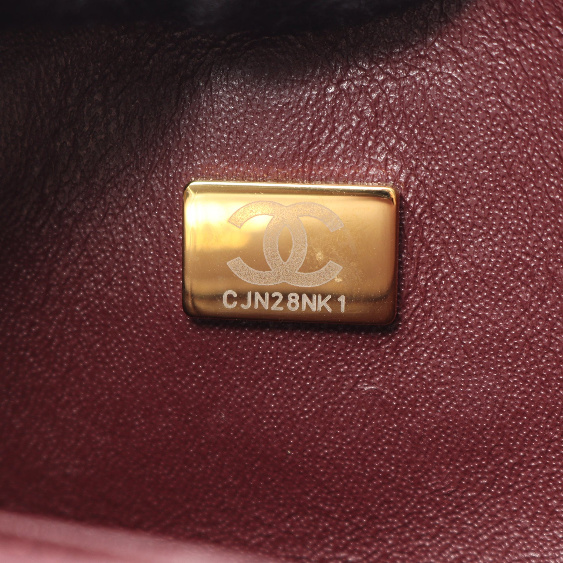 マトラッセ Wフラップ Wチェーンショルダーバッグ ラムスキン ブラック ゴールド金具 シャネル バッグ CHANEL