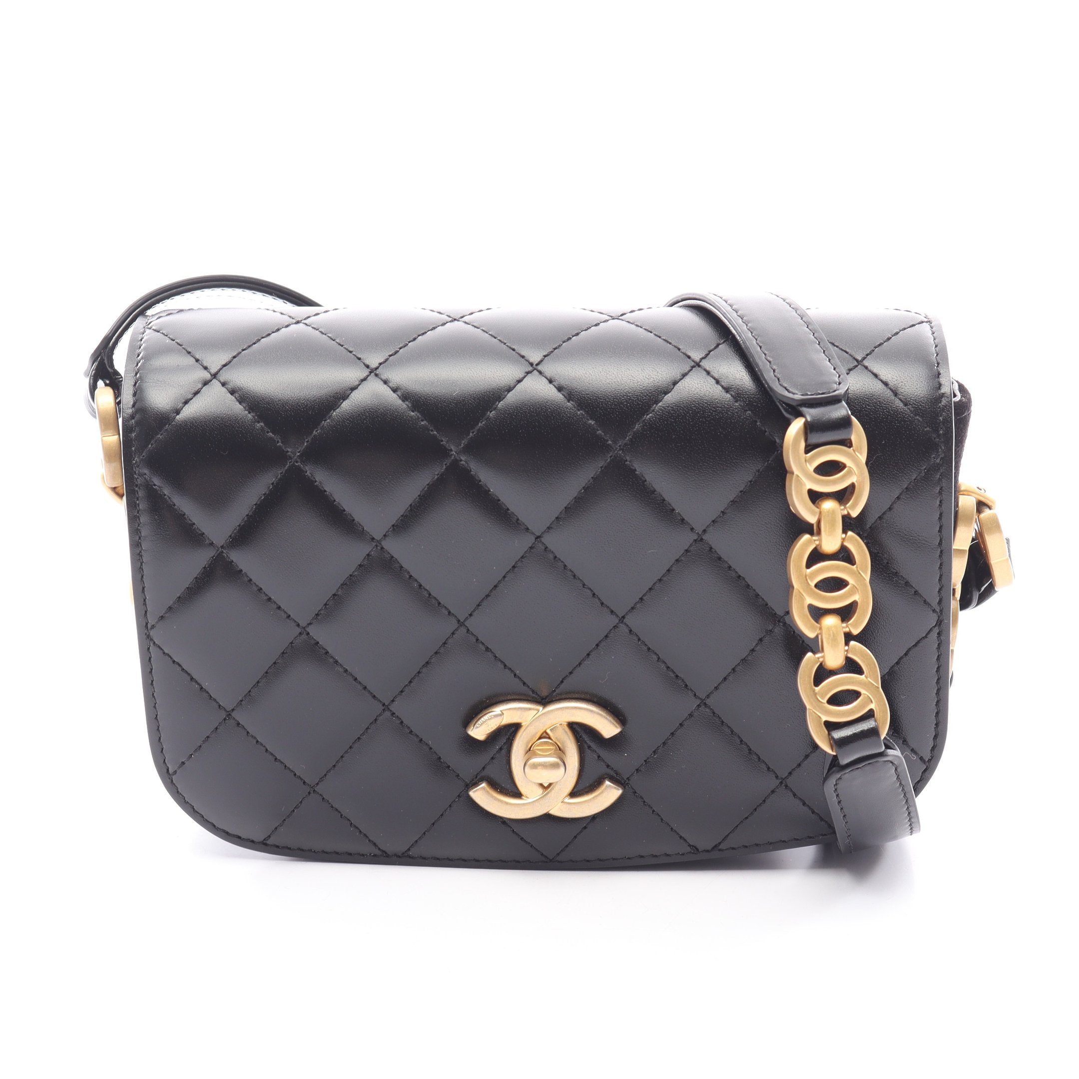 CHANEL ブラックレザー ショルダーバッグ