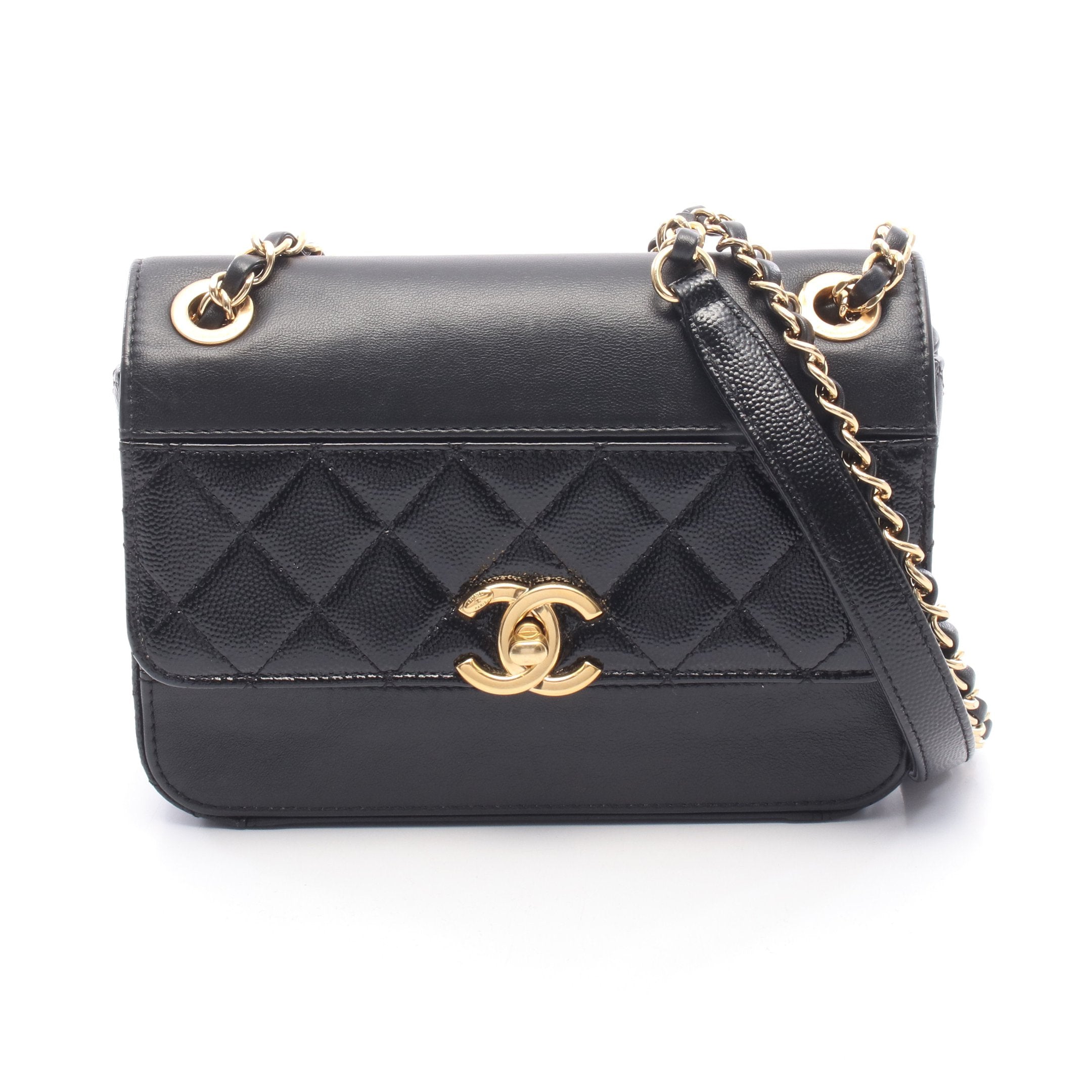 シャネル CHANEL ショルダーバッグ マトラッセ プッシュロック