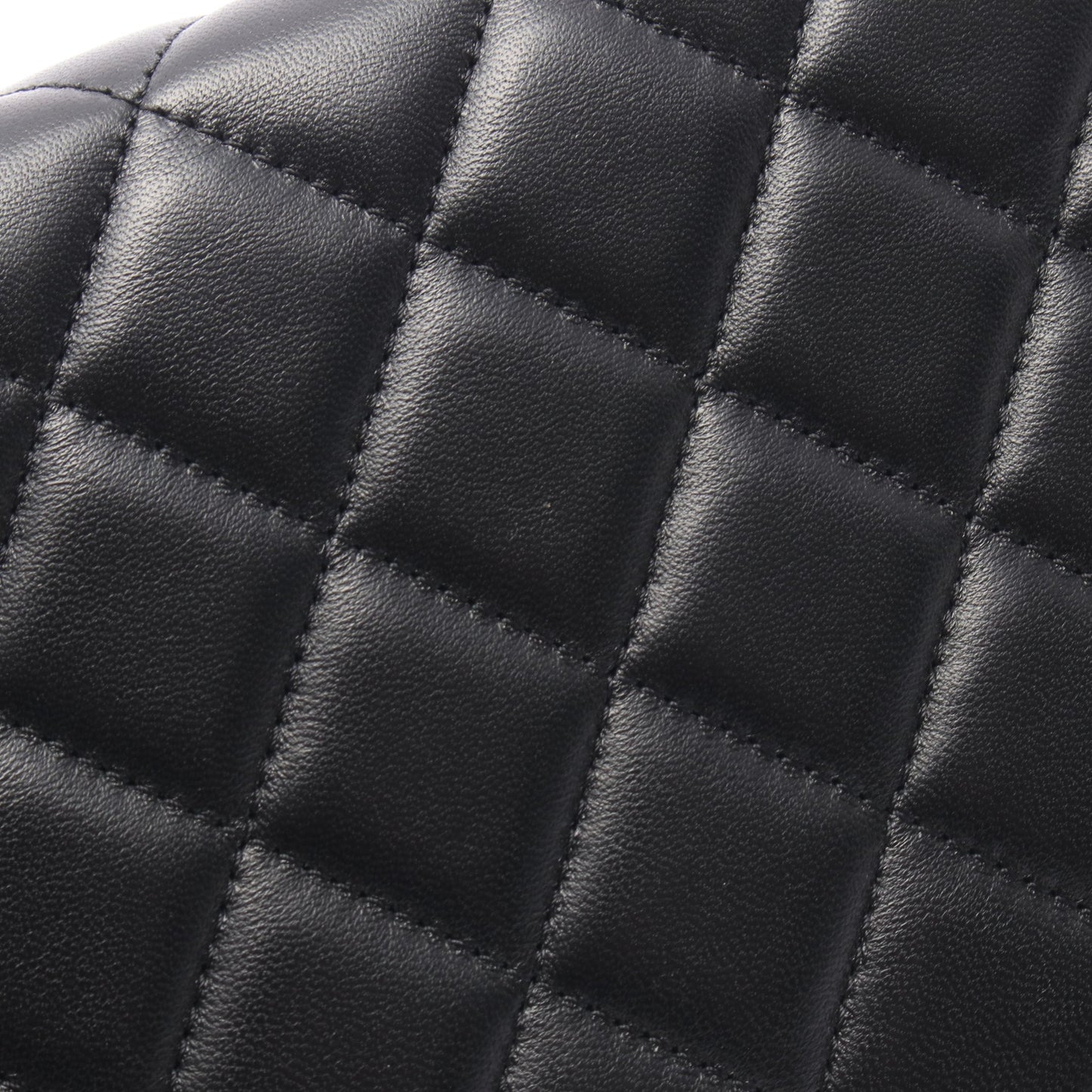 マトラッセ アイコンチャーム チェーンウォレット ラムスキン ブラック ゴールド金具 シャネル バッグ CHANEL
