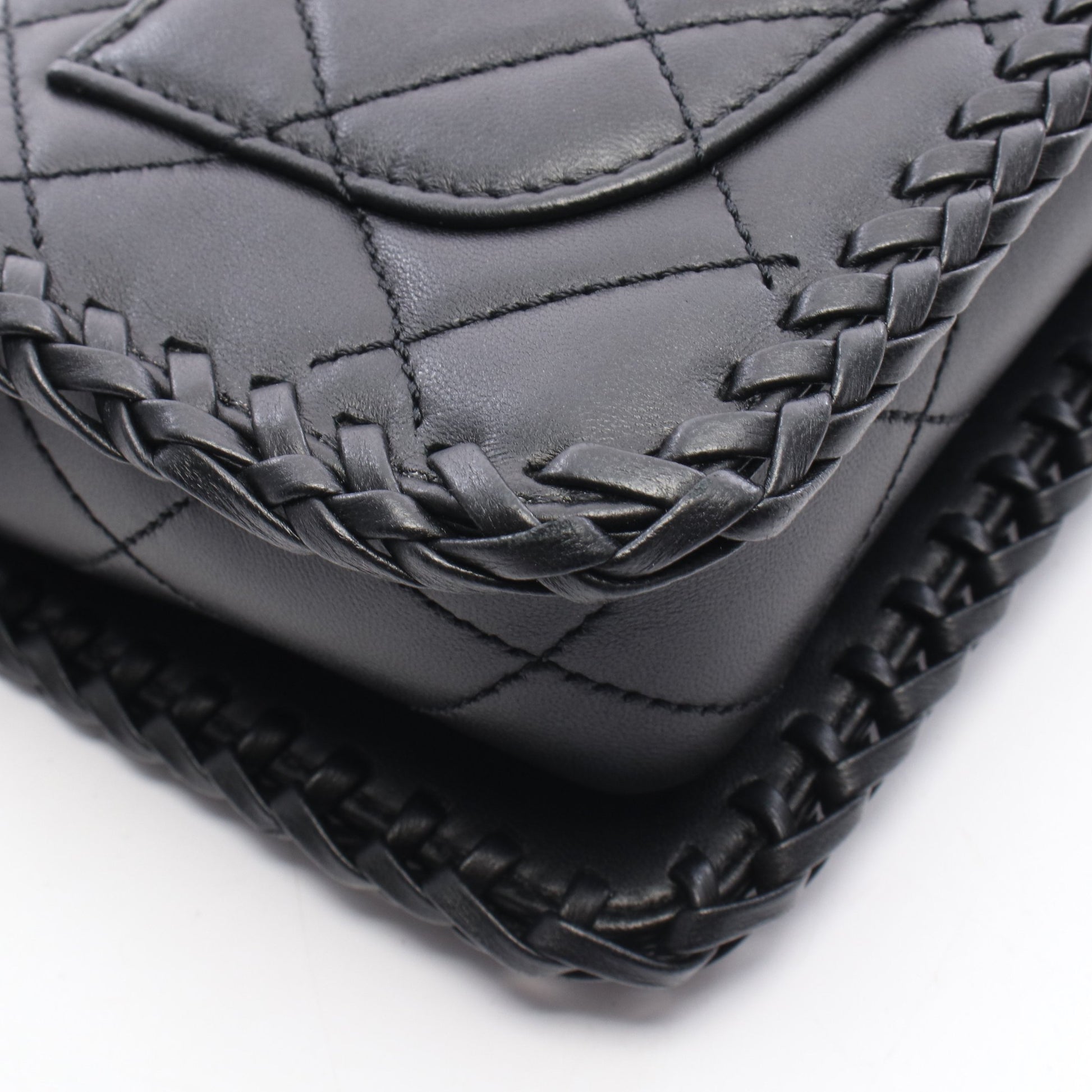 マトラッセ フルフラップ チェーンショルダーバッグ レザー ブラック ゴールド金具 シャネル バッグ CHANEL