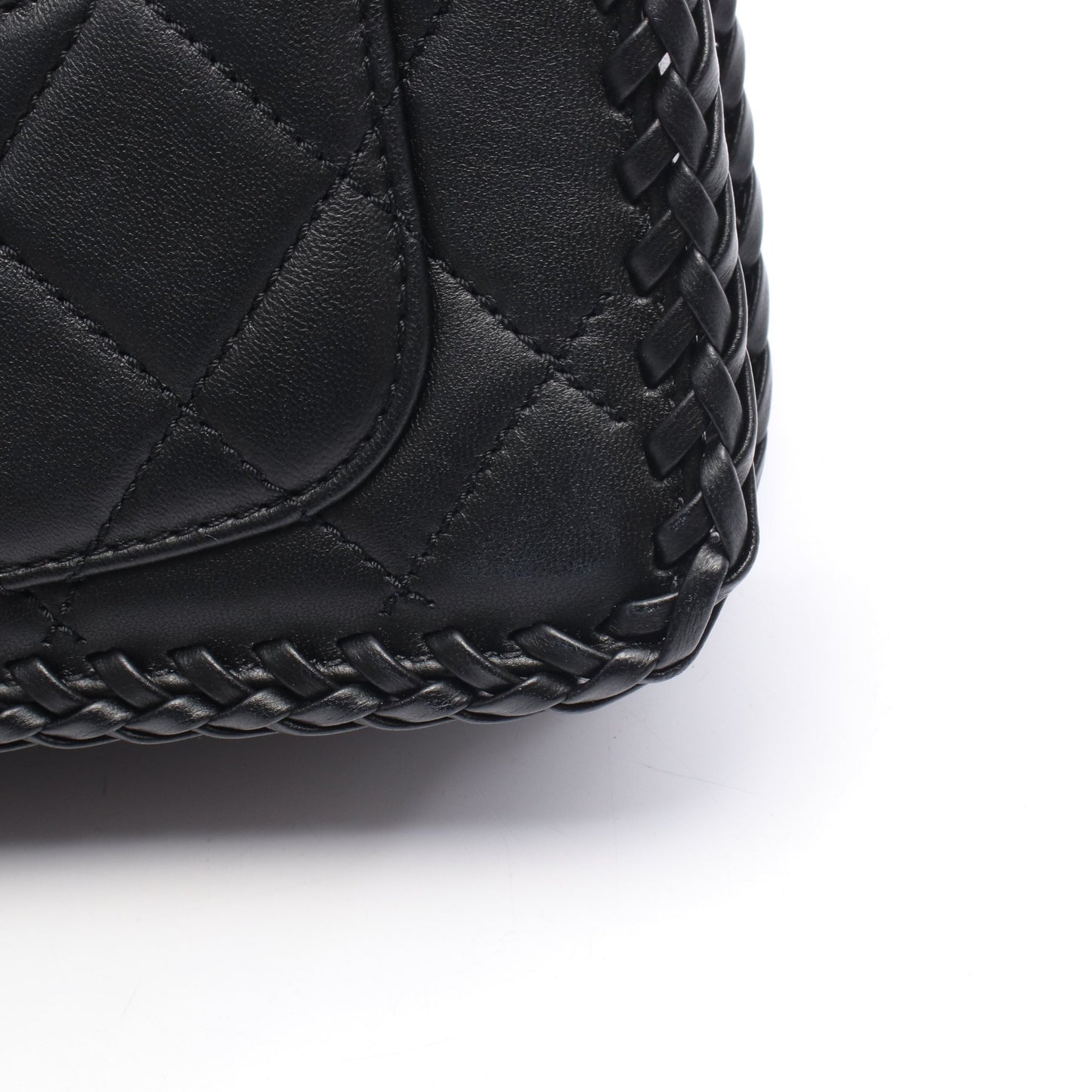 マトラッセ フルフラップ チェーンショルダーバッグ レザー ブラック ゴールド金具 シャネル バッグ CHANEL