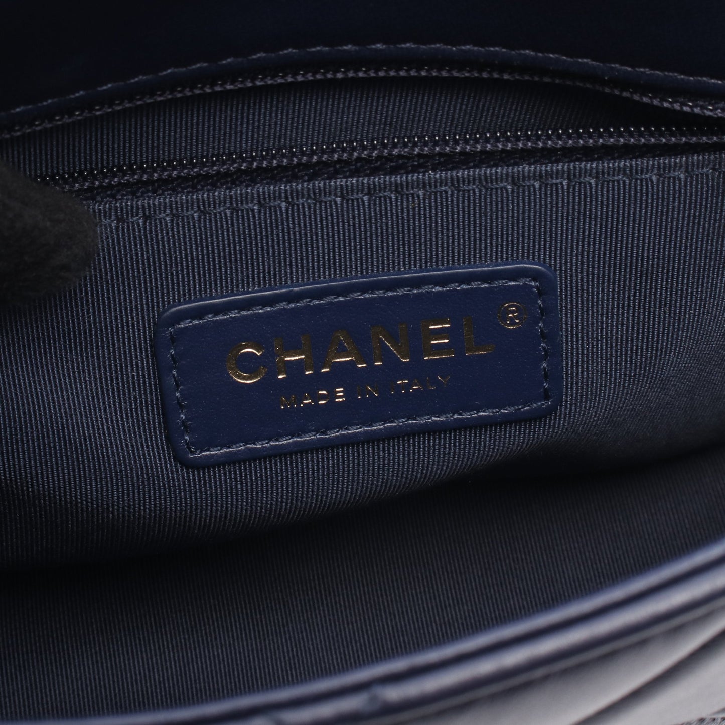 マトラッセ スモールフラップ チェーンショルダーバッグ ラムスキン ネイビー ゴールド金具 シャネル バッグ CHANEL