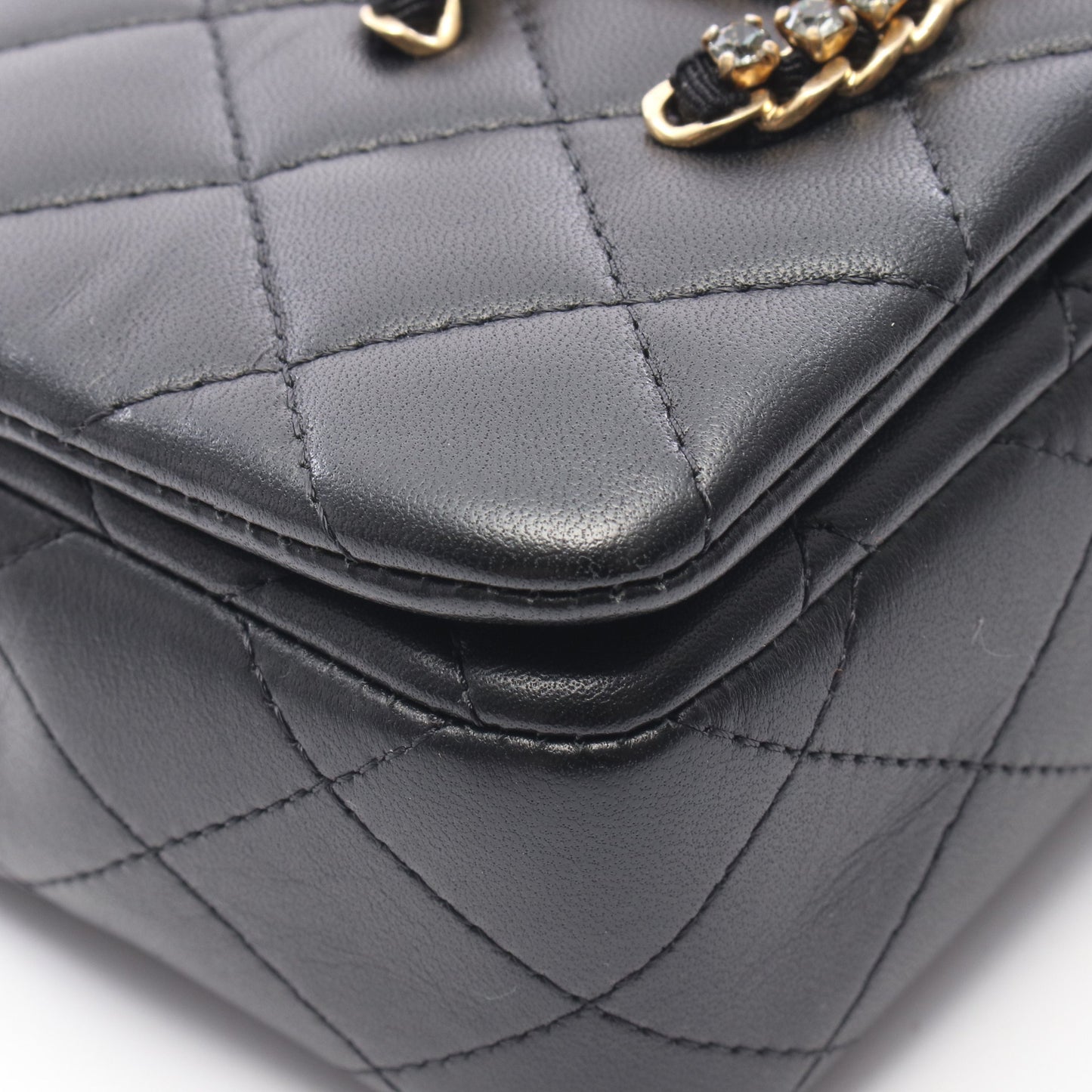 マトラッセ チェーンショルダーバッグ ラムスキン ブラック ゴールド金具 シャネル バッグ CHANEL