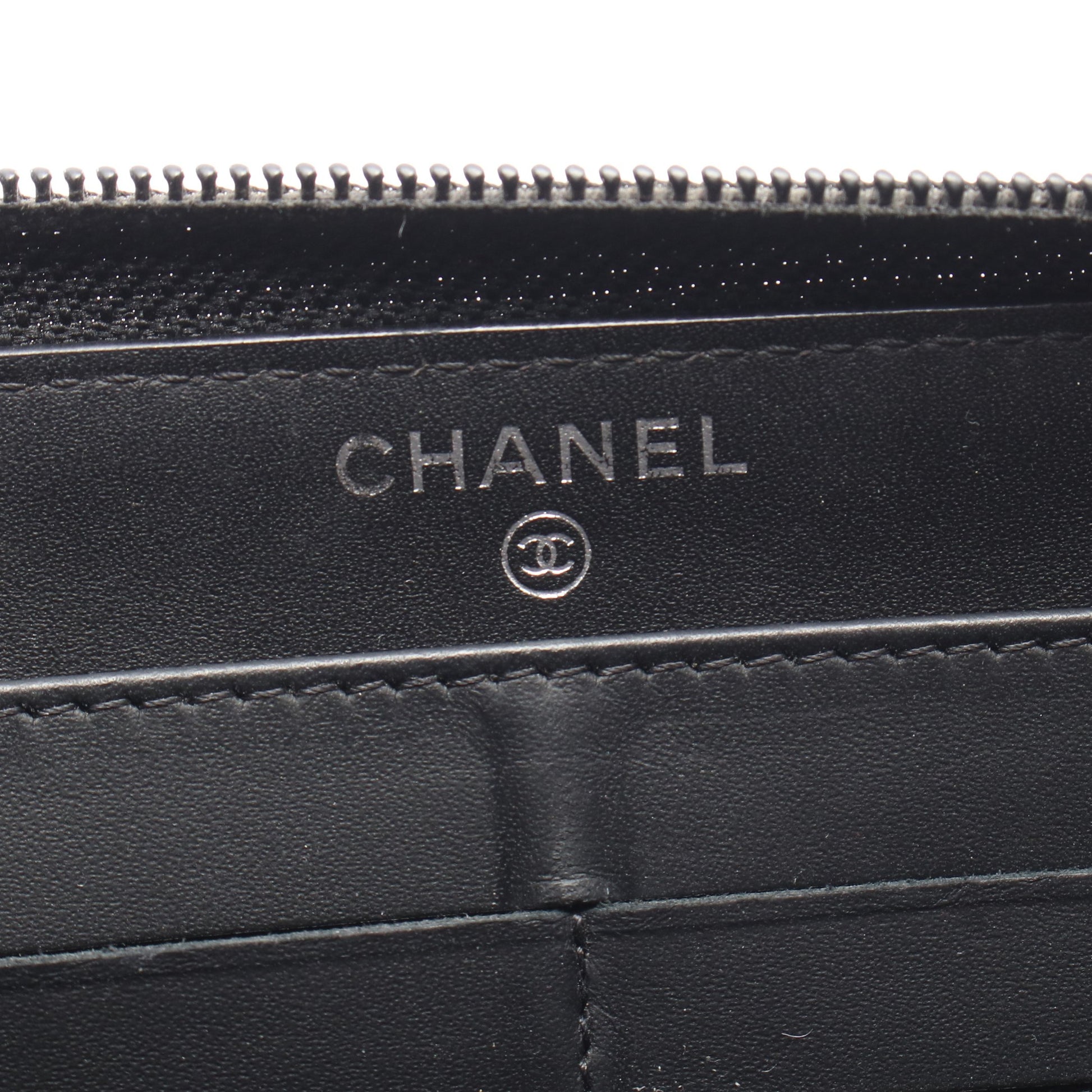 ココマーク ラウンドファスナー長財布 キャビアスキン ブラック シルバー金具 シャネル 財布・小物 CHANEL