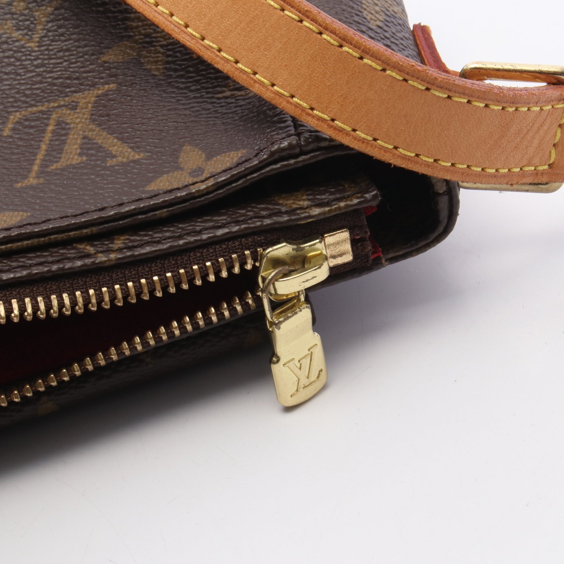 ヴィバシテPM モノグラム ショルダーバッグ PVC レザー ブラウン ルイヴィトン バッグ LOUIS VUITTON