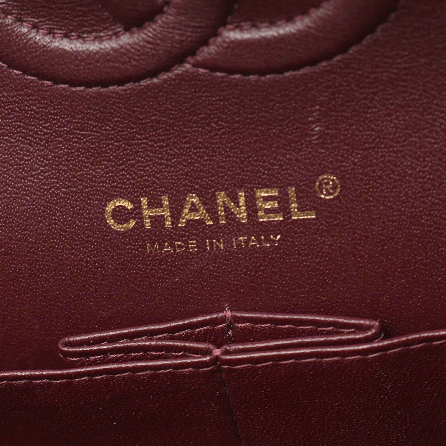 マトラッセ Wフラップ Wチェーンショルダーバッグ キャビアスキン ブラック ゴールド金具 シャネル バッグ CHANEL