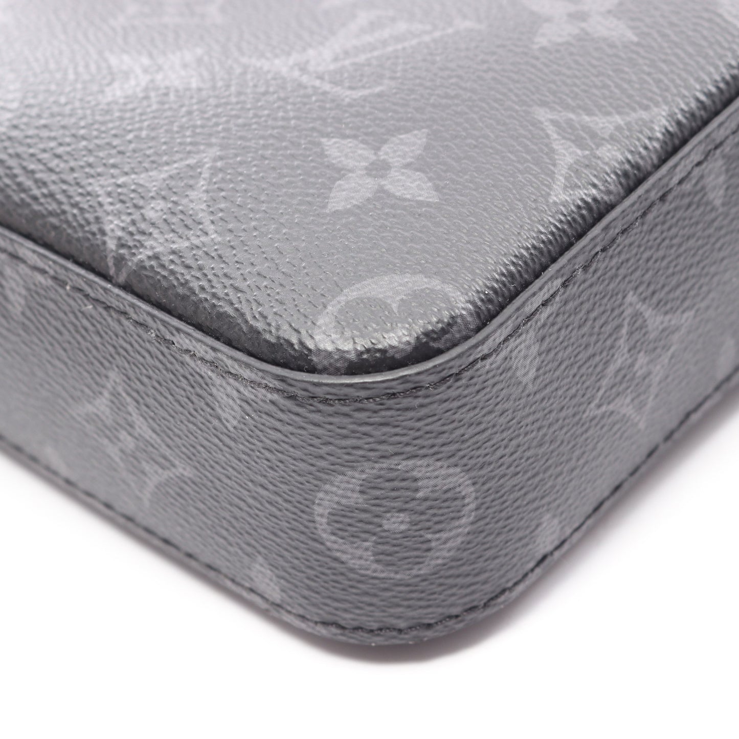 トリオ メッセンジャー モノグラム エクリプス ショルダーバッグ PVC レザー ブラック グレー ルイヴィトン バッグ LOUIS VUITTON