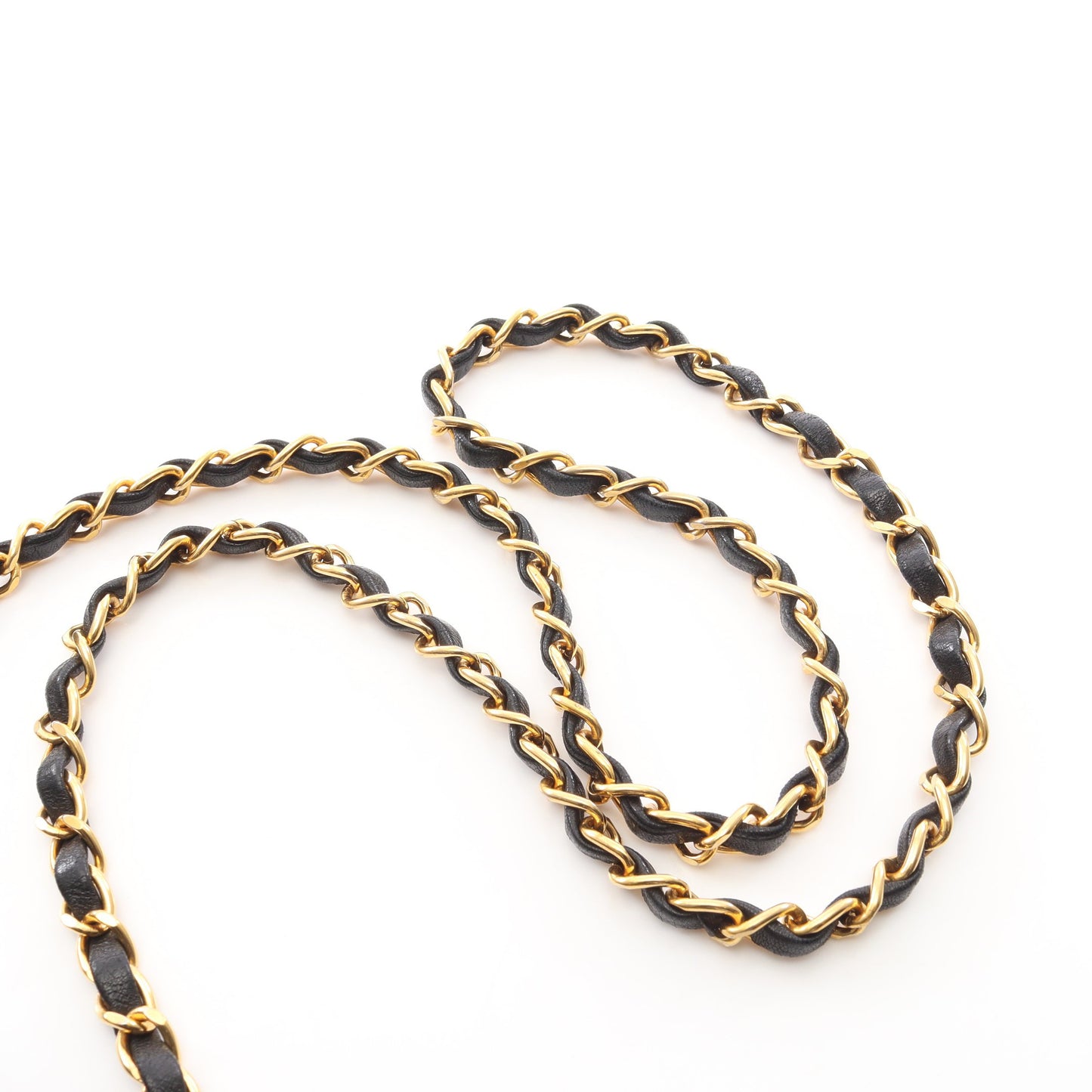 マトラッセ ダイアナフラップ チェーンショルダーバッグ ラムスキン ブラック ゴールド金具 シャネル バッグ CHANEL