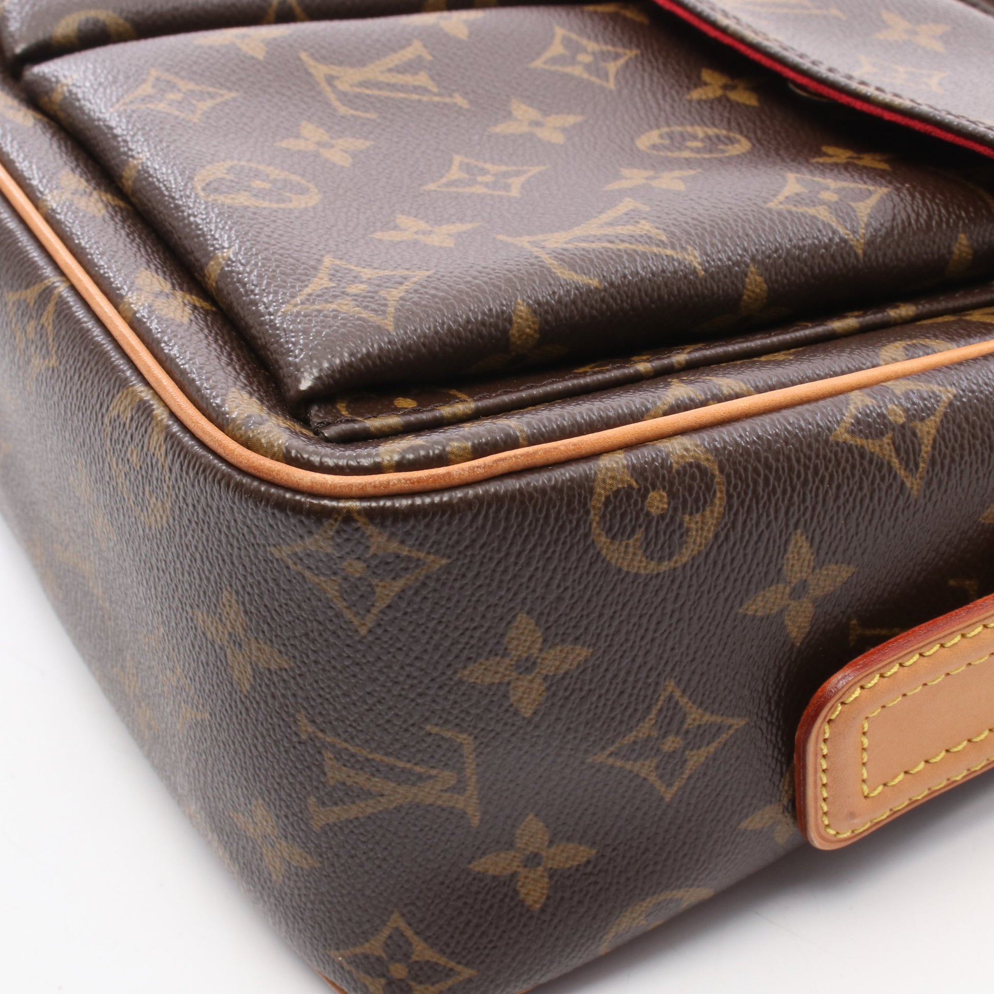 ヴィバシテGM モノグラム ショルダーバッグ PVC レザー ブラウン ルイヴィトン バッグ LOUIS VUITTON