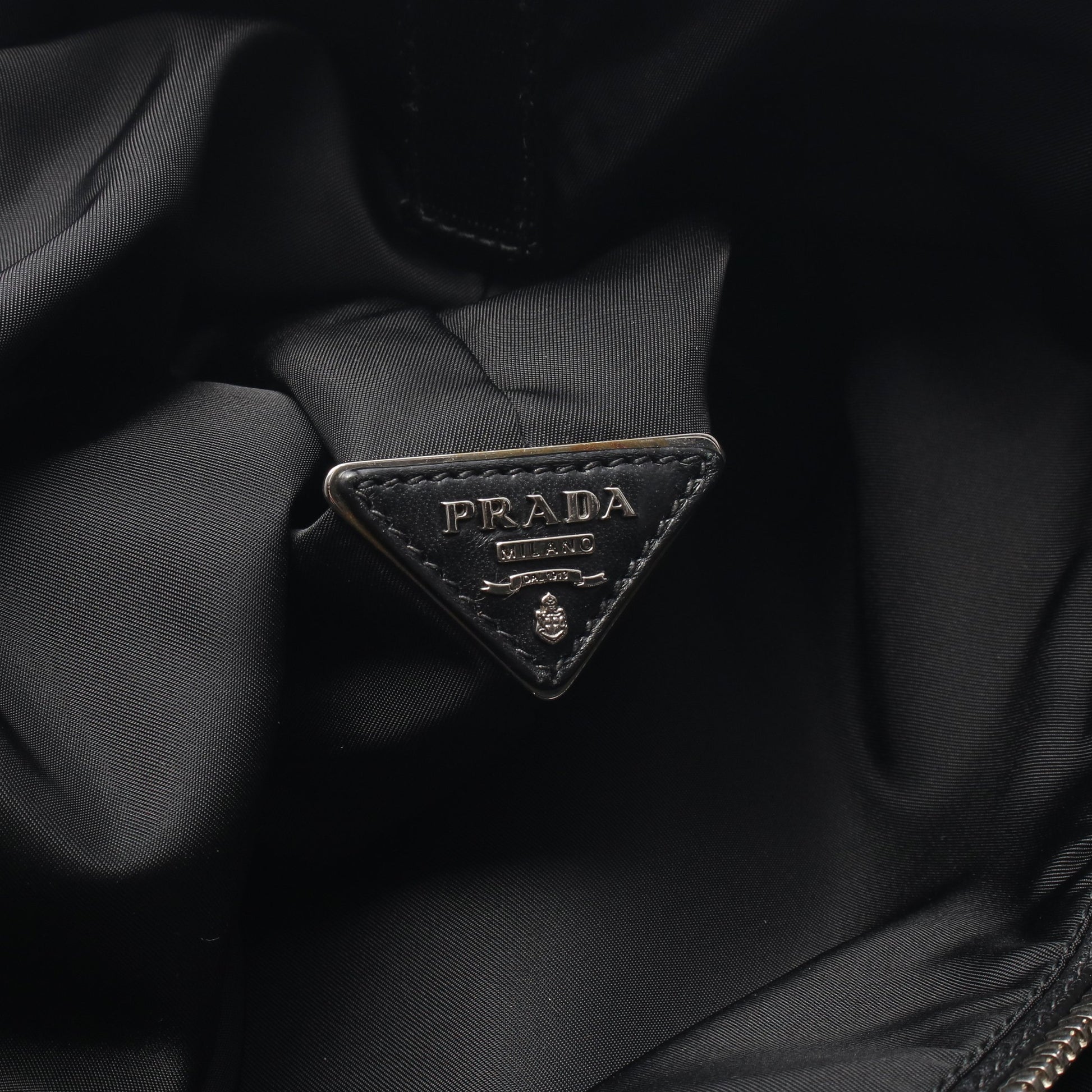 カモフラージュ リバーシブル 2WAY ハンドバッグ トートバッグ ナイロン カーキグリーン ブラック マルチカラー プラダ バッグ PRADA