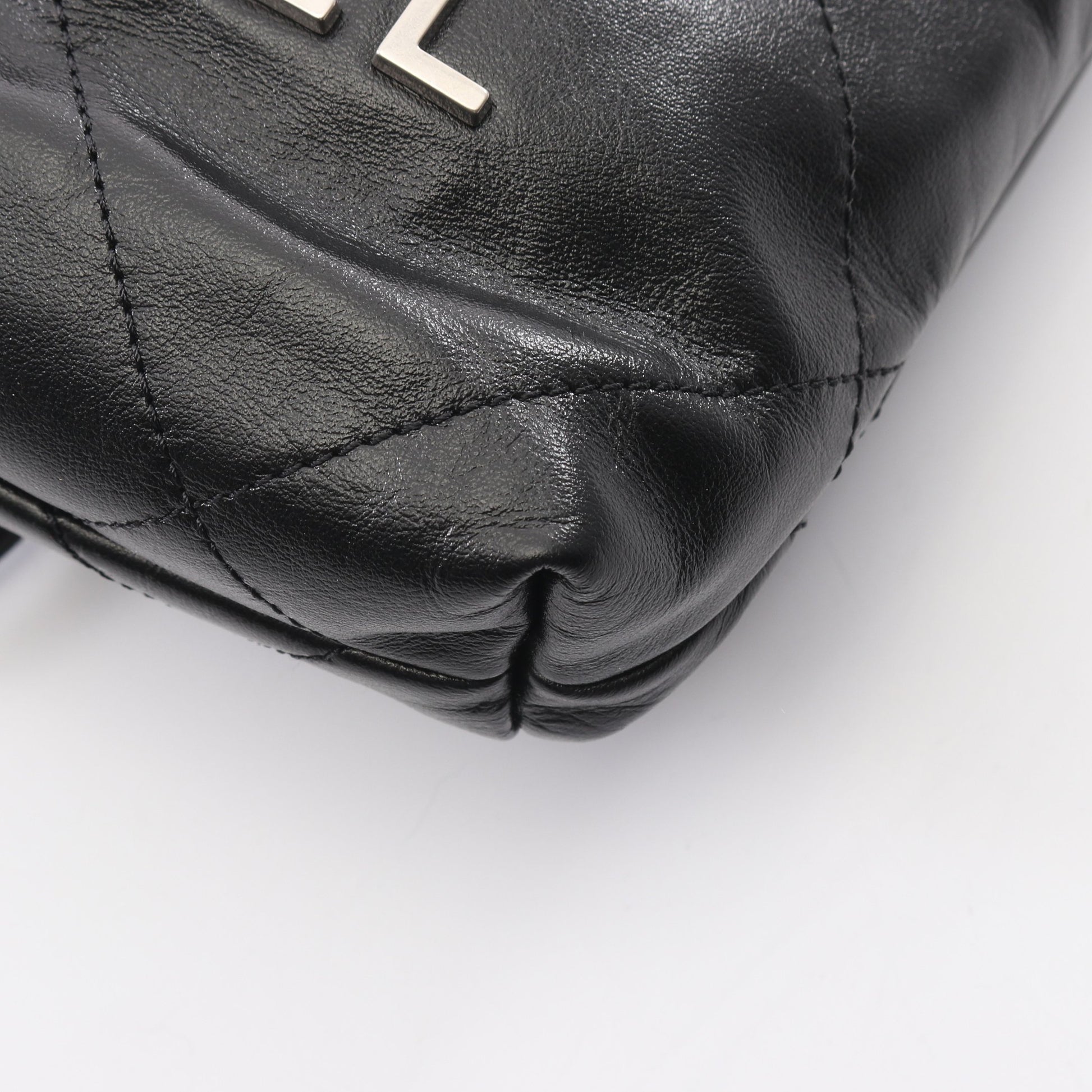 CHANEL 22 ミニ 2WAY チェーンショルダーバッグ レザー ブラック シルバー金具 シャネル バッグ CHANEL