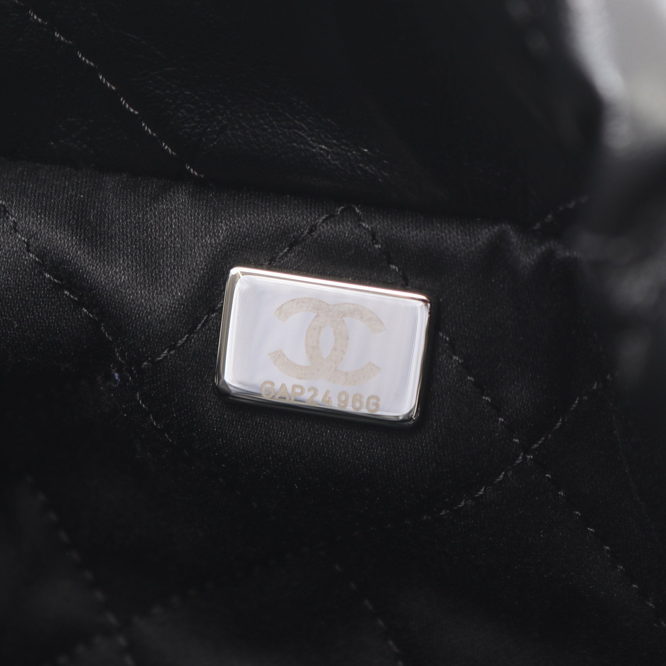 CHANEL 22 ミニ 2WAY チェーンショルダーバッグ レザー ブラック