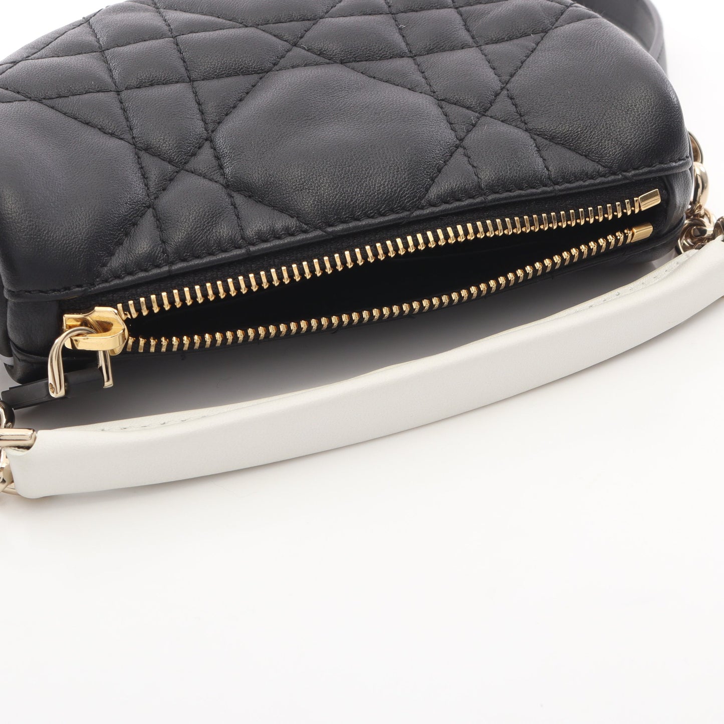 DIOR VIBE MICRO BAG ヴァイブ マイクロ 2WAY チェーンショルダーバッグ レザー ブラック ホワイト クリスチャンディオール バッグ Christian Dior
