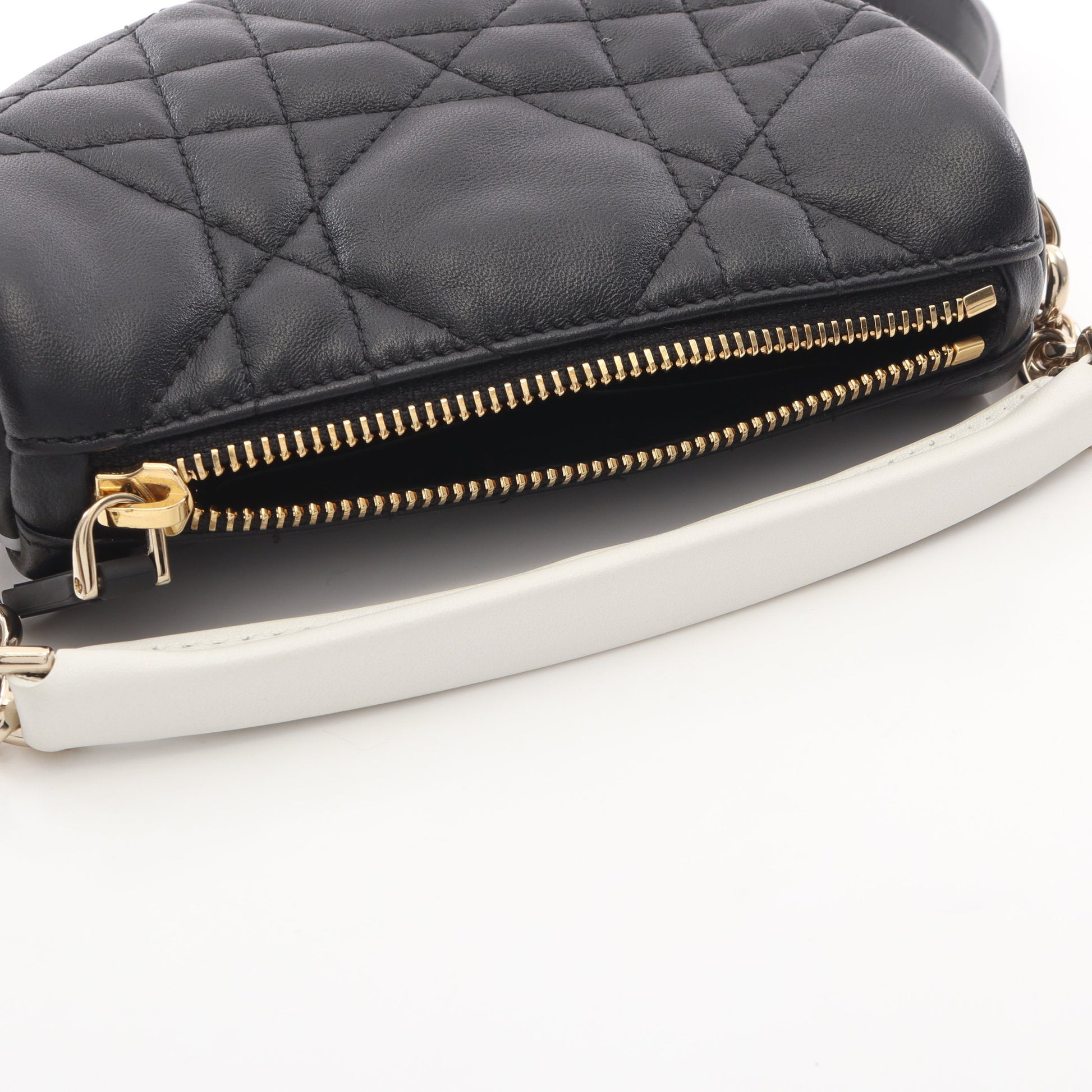 DIOR VIBE MICRO BAG ヴァイブ マイクロ 2WAY チェーンショルダーバッグ レザー ブラック ホワイト クリスチャンディオール バッグ Christian Dior