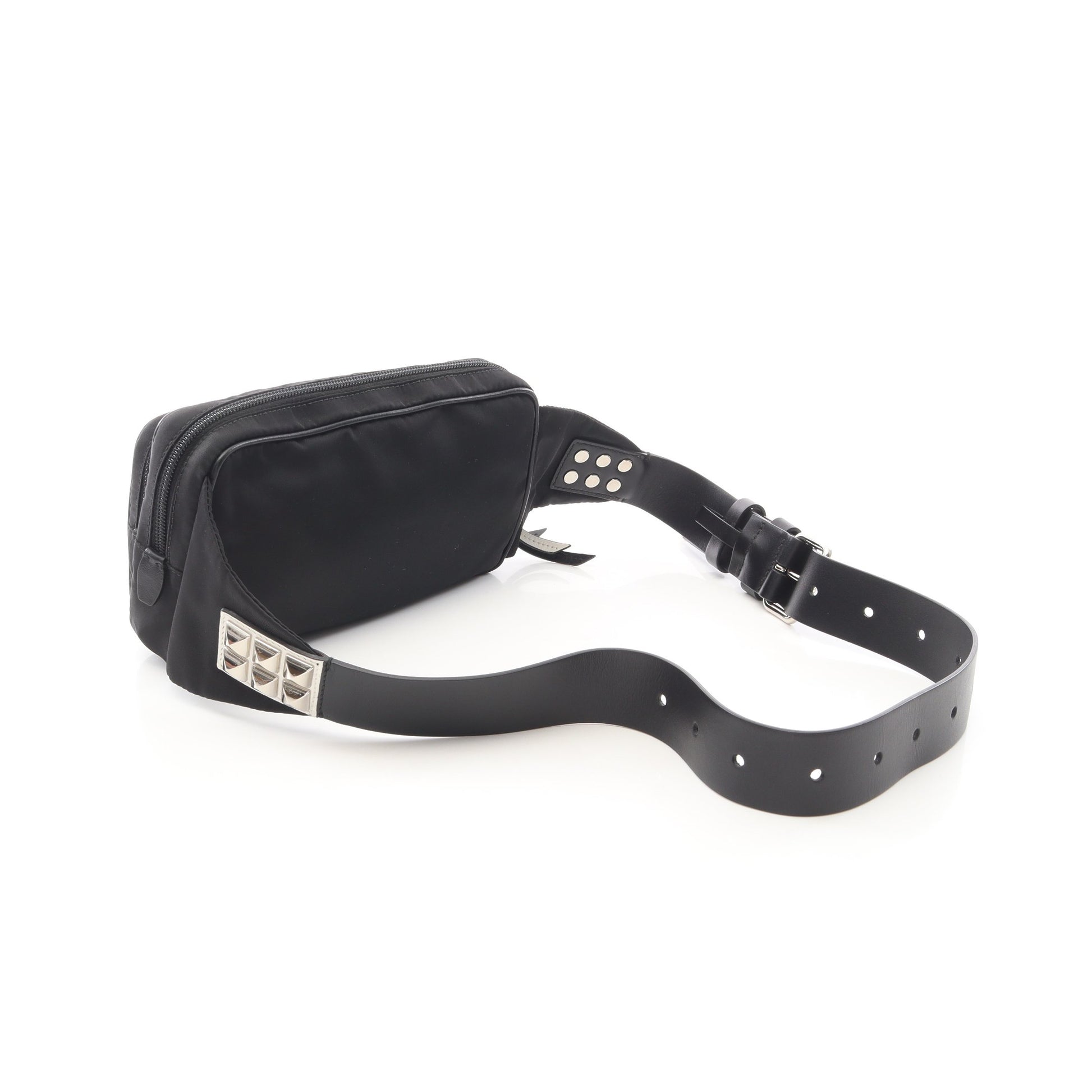 トライアングルロゴ スタッズ ボディバッグ ウエストバッグ ナイロン レザー ブラック ホワイト プラダ バッグ PRADA