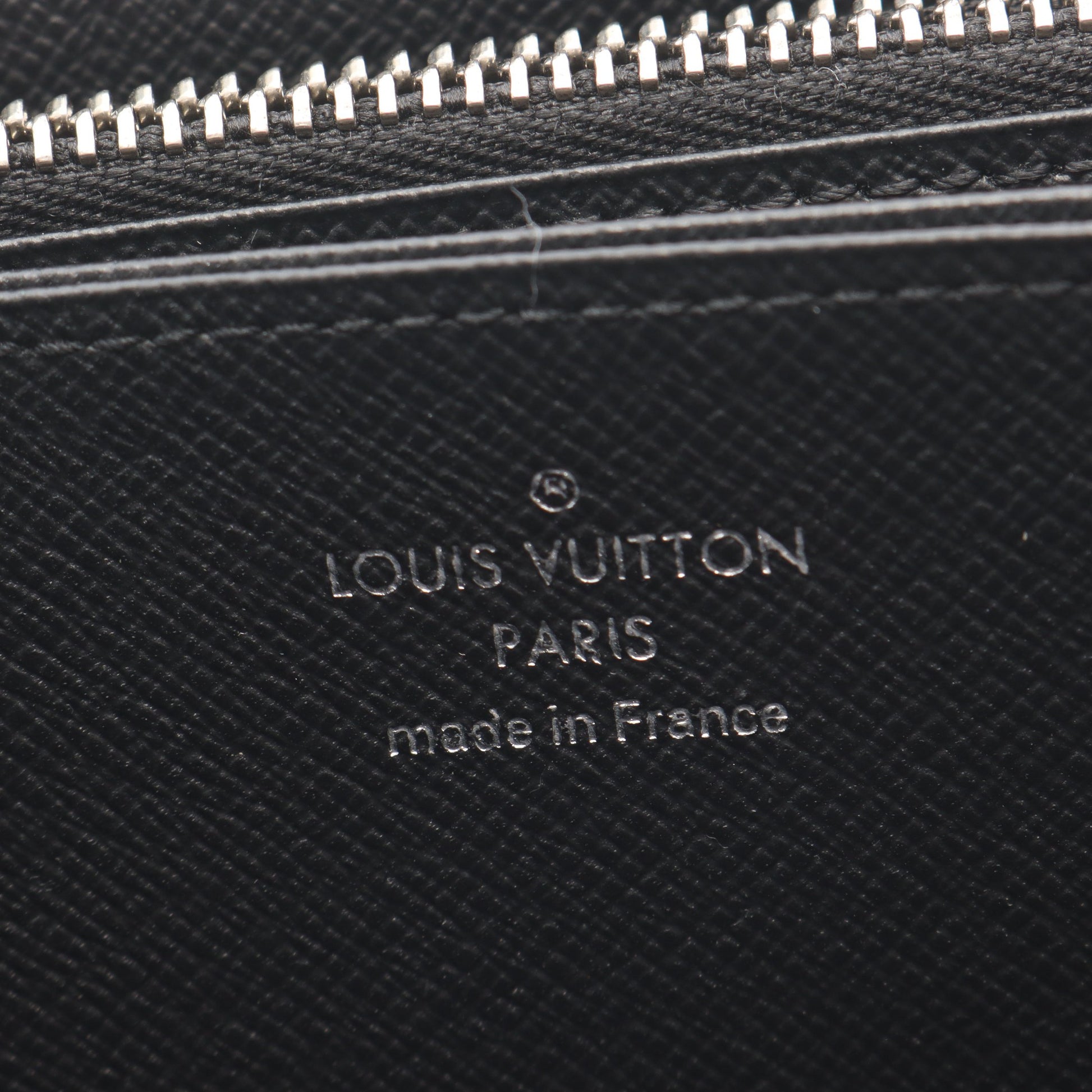 ジッピーウォレット エピ ノワール ラウンドファスナー長財布 レザー ブラック ルイヴィトン 財布・小物 LOUIS VUITTON