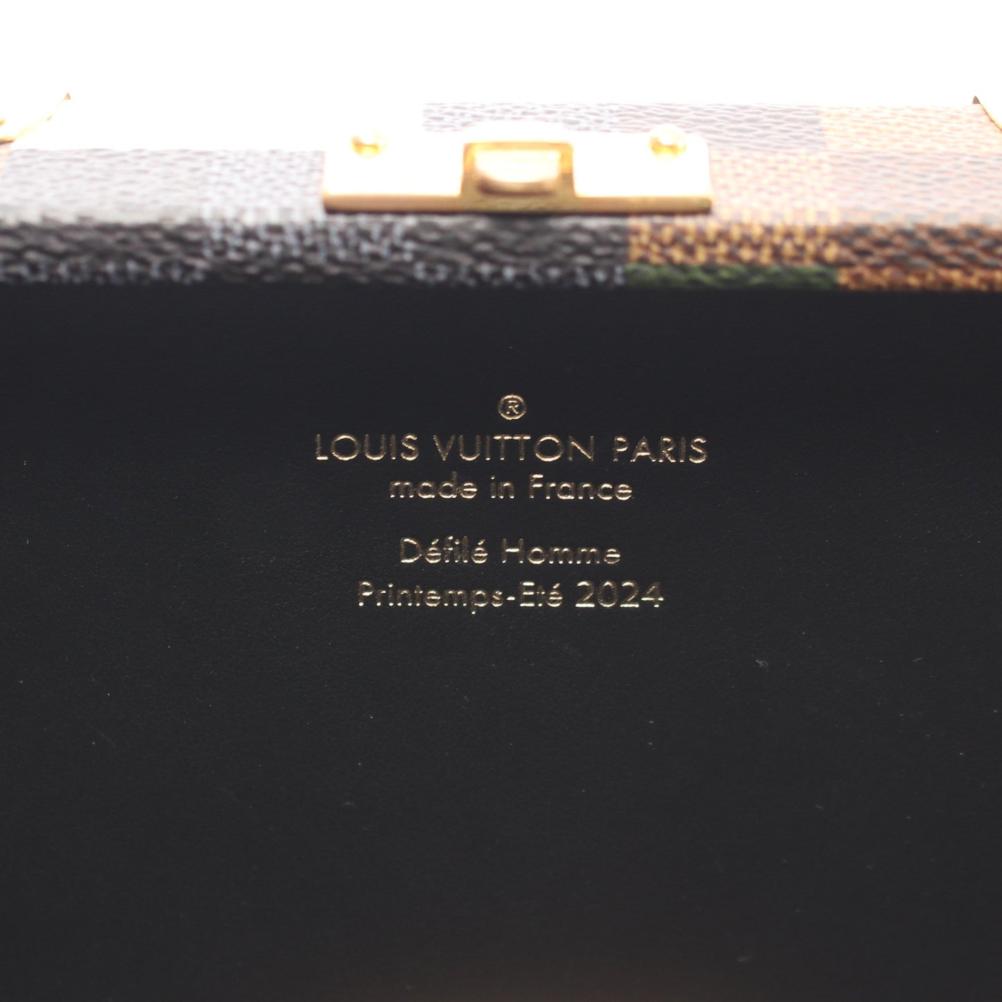 ネオ ウォレット トランク ダモフラージュ ショルダーバッグ PVC レザー カーキグリーン マルチカラー ルイヴィトン バッグ LOUIS VUITTON