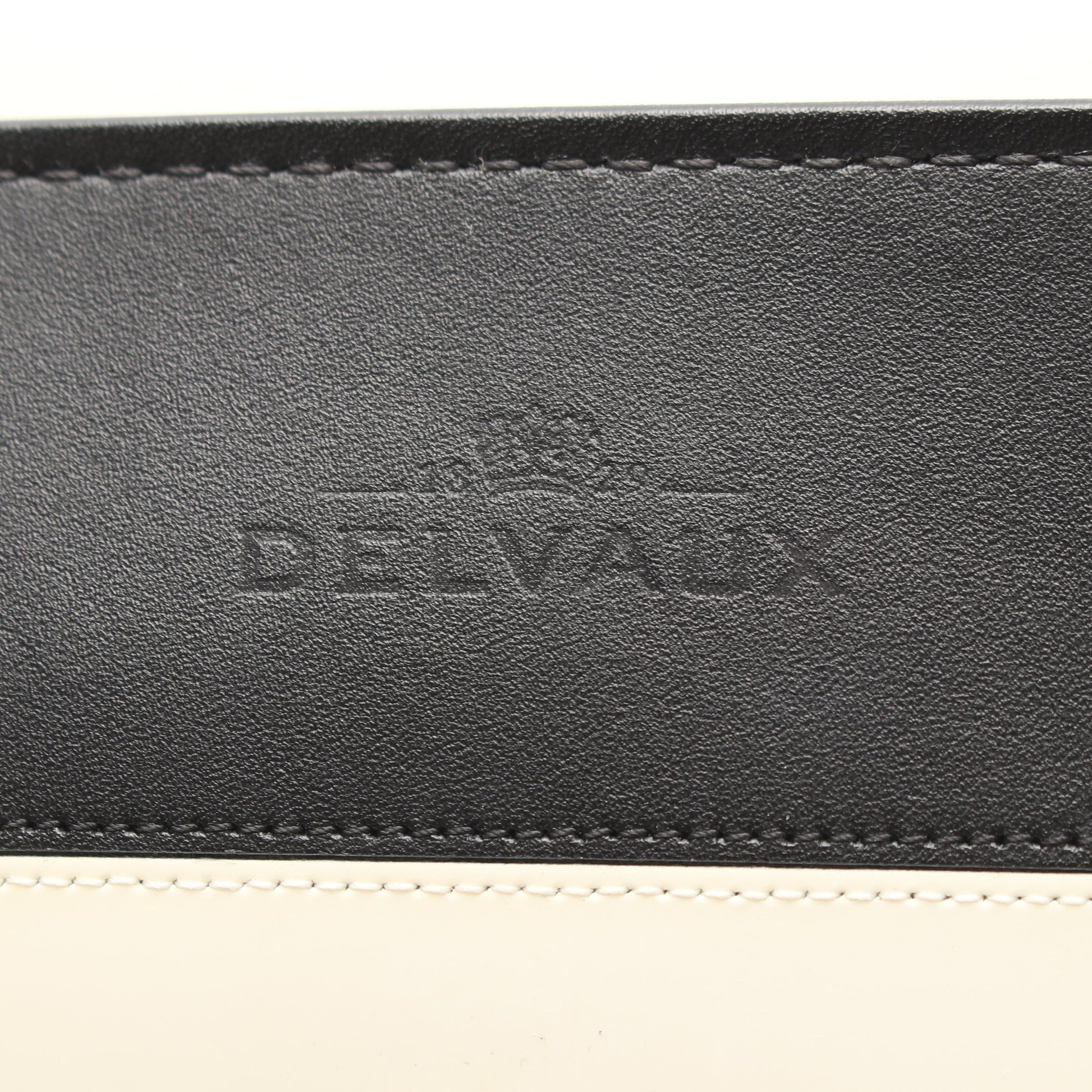タンペートGM 2WAY ハンドバッグ レザー エナメルレザー ブラック ホワイト デルヴォー バッグ DELVAUX