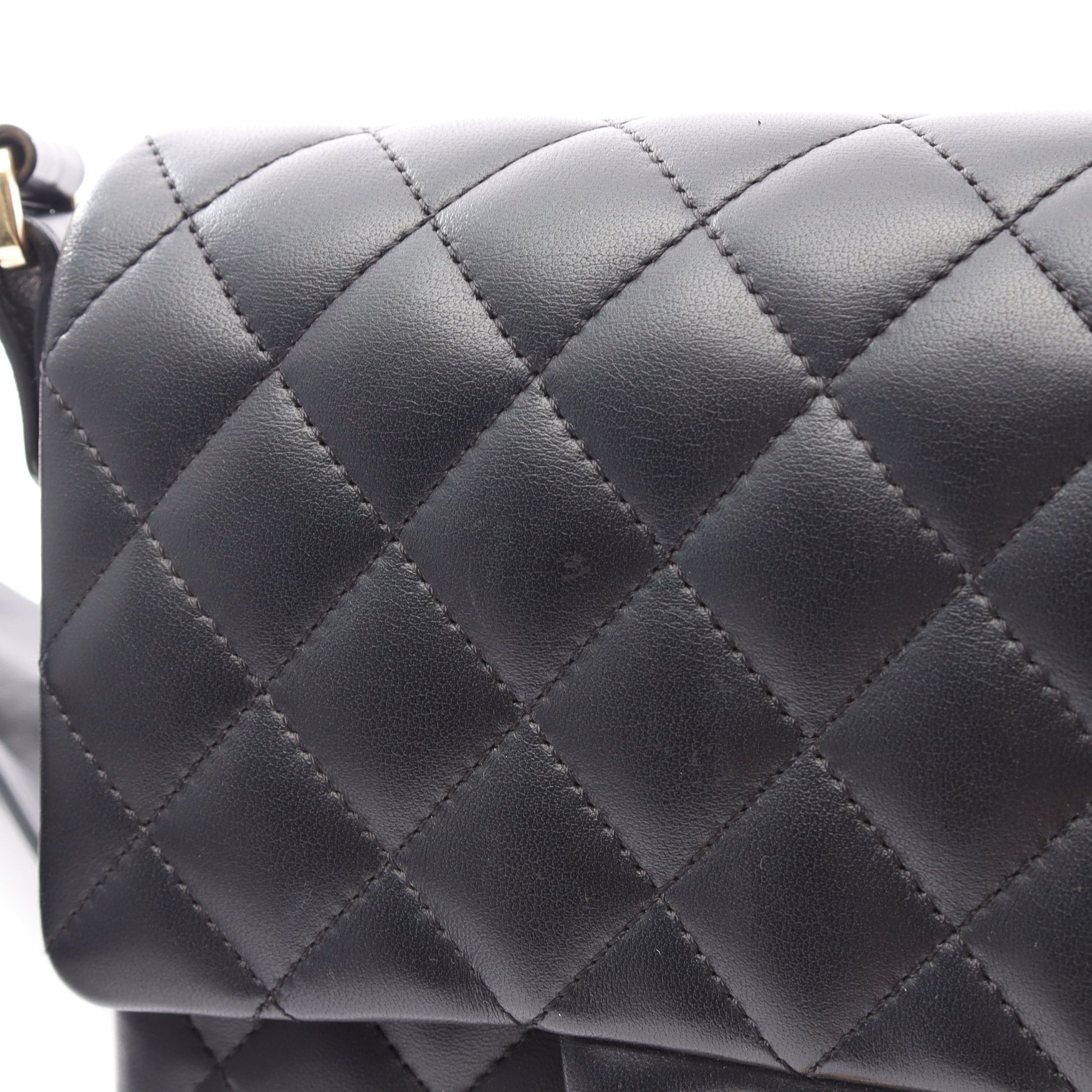 マトラッセ フリル ショルダーバッグ ラムスキン ブラック ゴールド金具 シャネル バッグ CHANEL