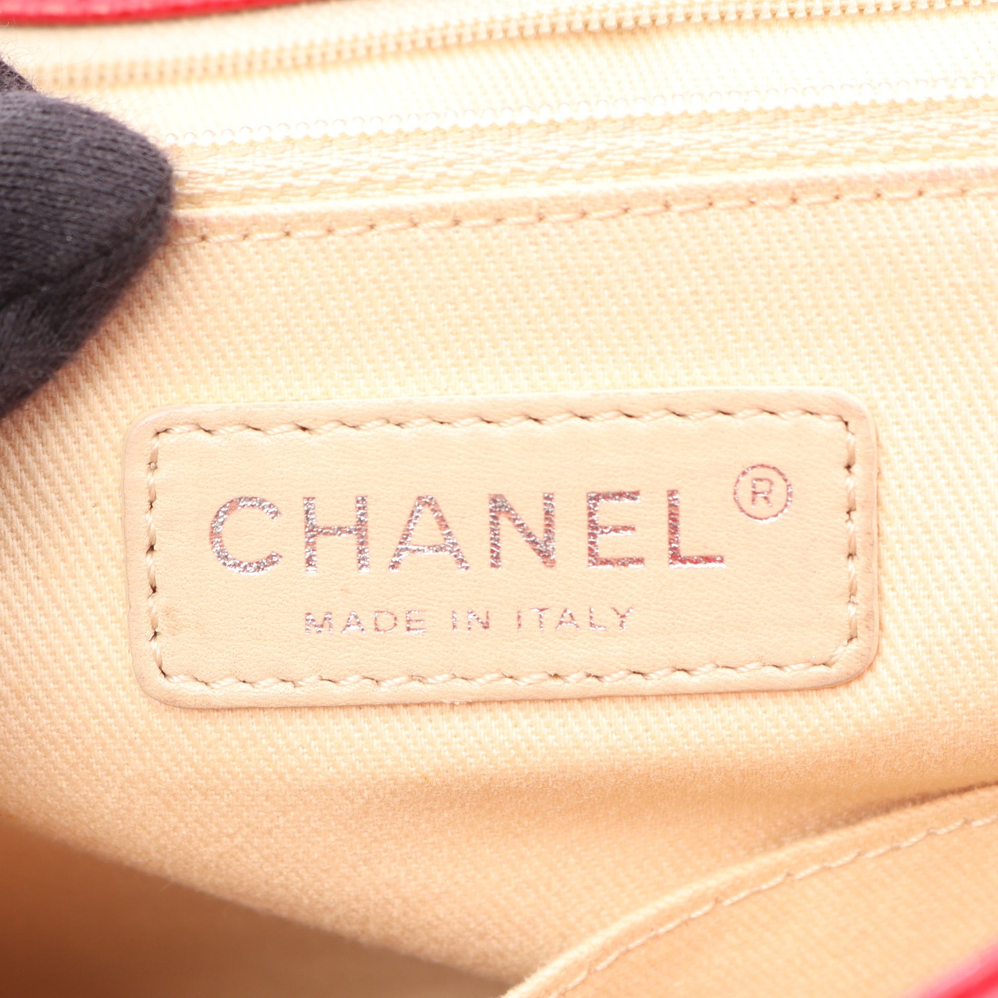 マトラッセ ラージ チェーンショルダーバッグ キャビアスキン レッド シルバー金具 シャネル バッグ CHANEL