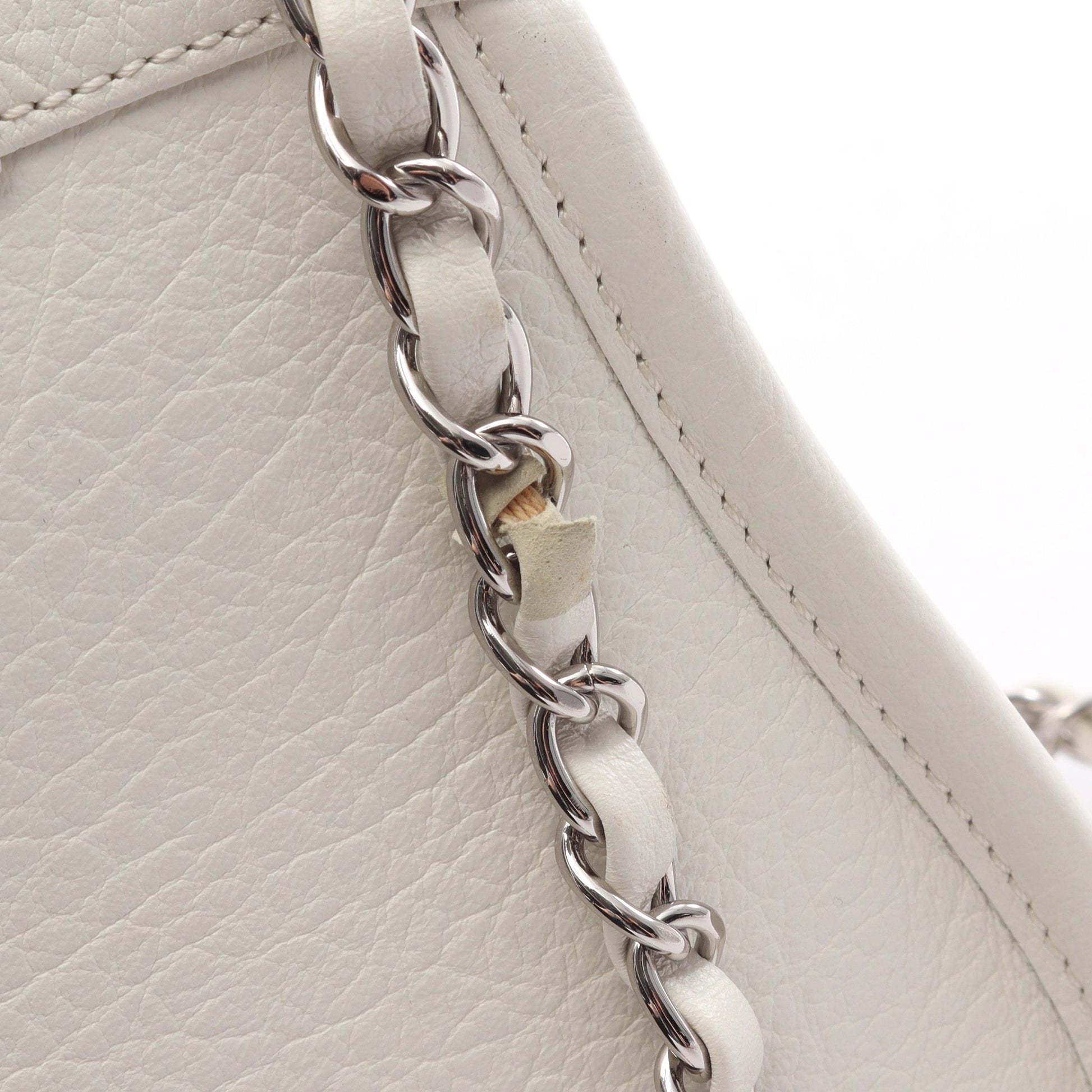 2.55 チェーンショルダーバッグ レザー ホワイト シルバー金具 シャネル バッグ CHANEL