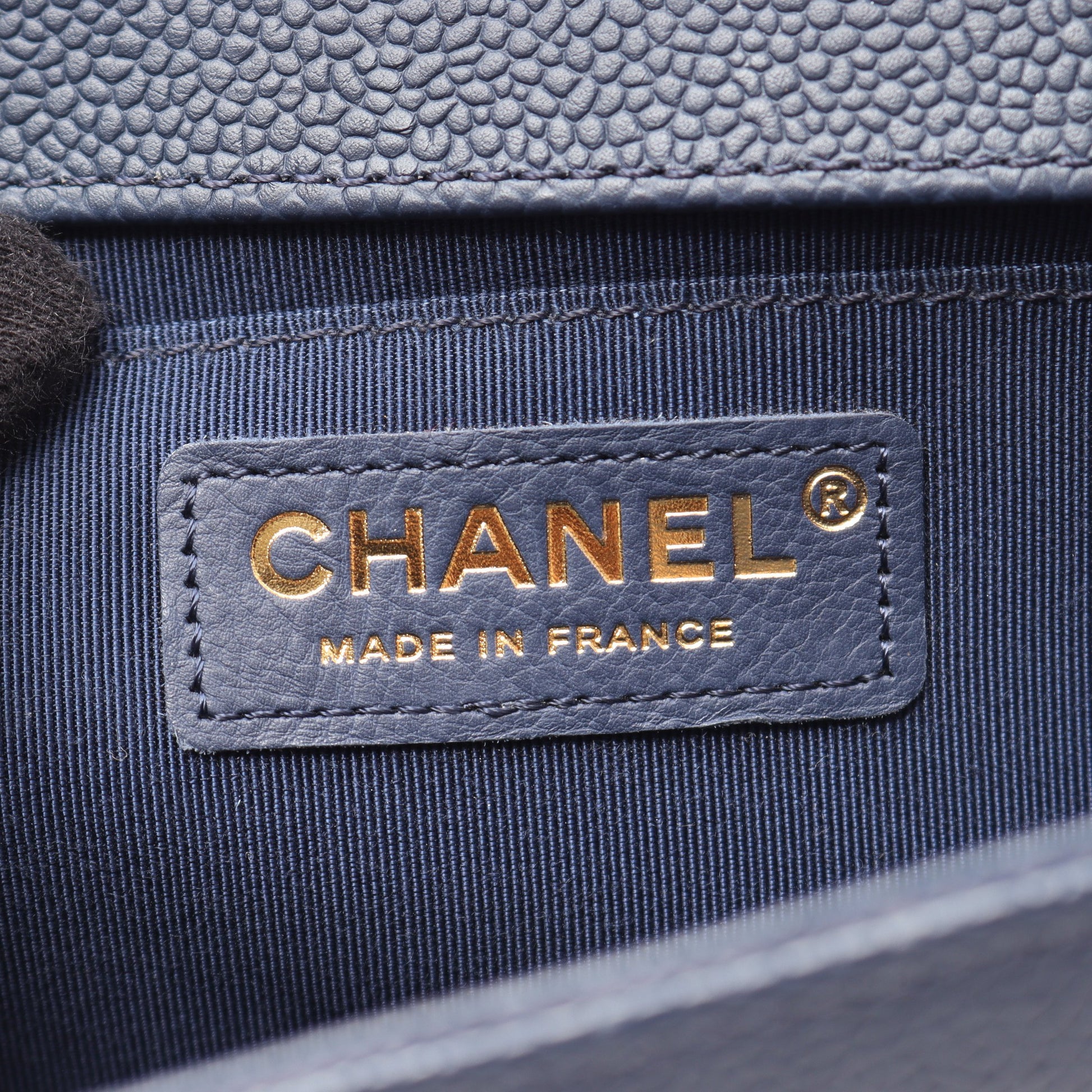 ボーイシャネル チェーンショルダーバッグ キャビアスキン ネイビー ゴールド金具 シャネル バッグ CHANEL