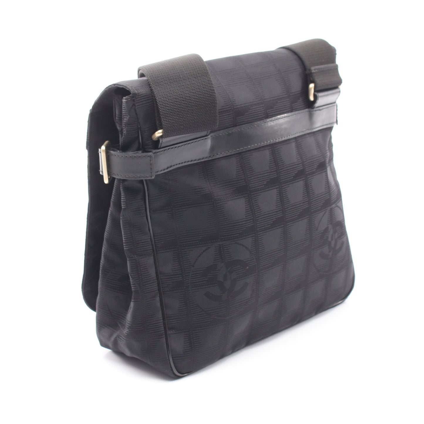 ニュートラベルライン ショルダーバッグ ナイロンキャンバス ブラック ゴールド金具 シャネル バッグ CHANEL