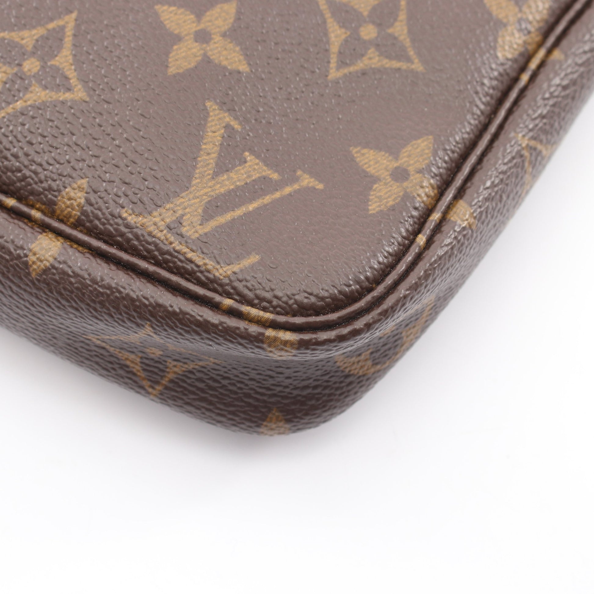 ポシェットアクセソワール モノグラム ハンドバッグ PVC レザー ブラウン ルイヴィトン バッグ LOUIS VUITTON