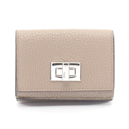 PEEKABOO ピーカブー 三つ折り財布 レザー グレーベージュ フェンディ 財布・小物 FENDI