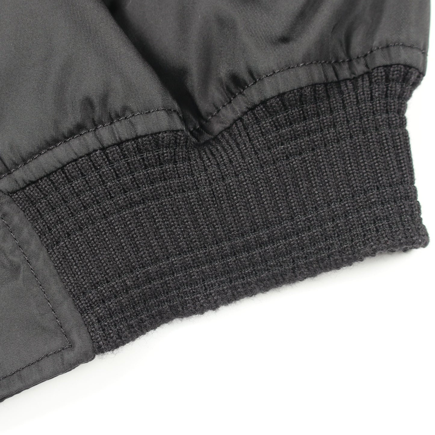 Re-Nylon 三角プレート ボンバージャケット ナイロン ブラック プラダ