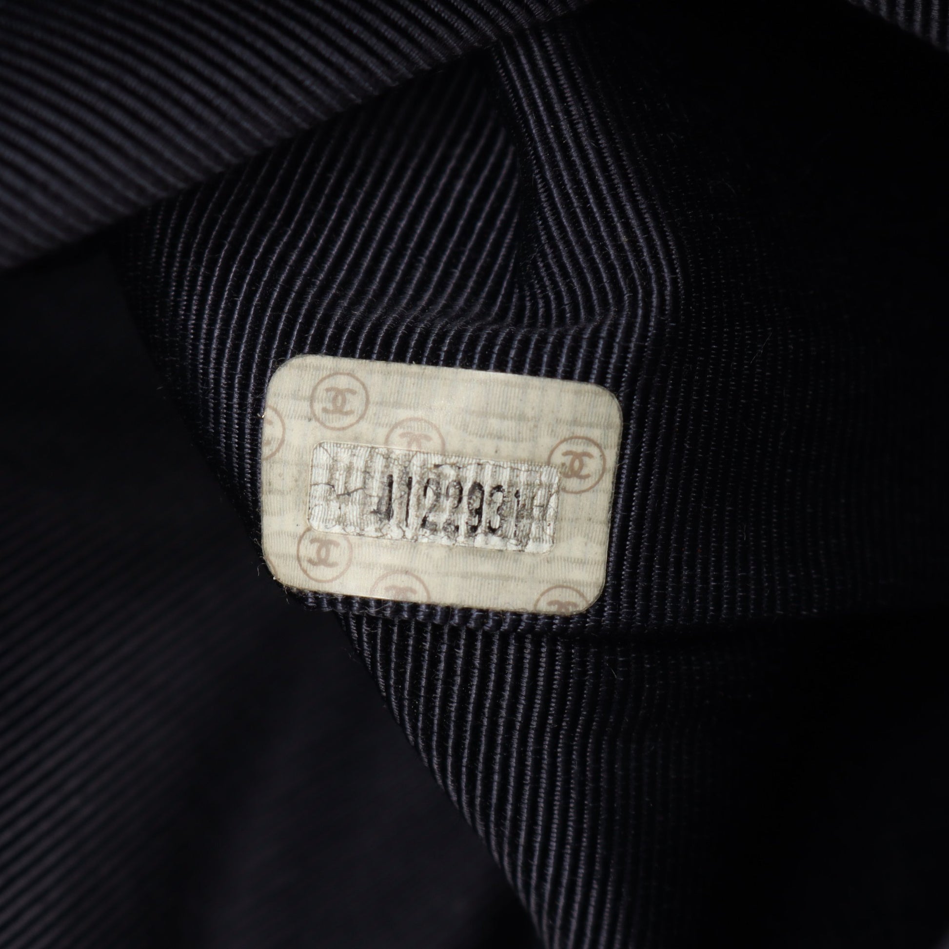 マトラッセ バックパック リュックサック キャビアスキン ブラック シルバー金具 シャネル バッグ CHANEL