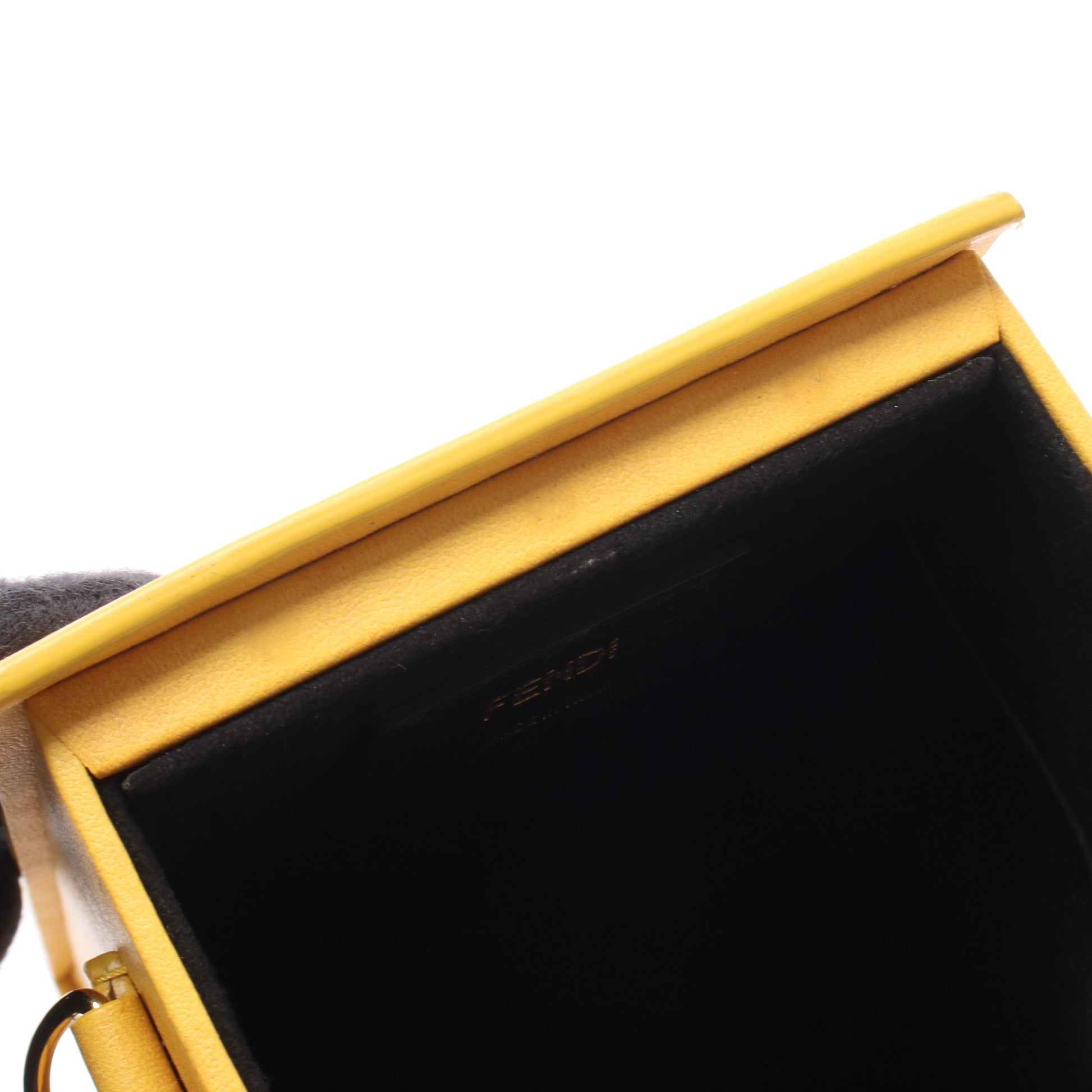 ボックス ショルダーバッグ レザー イエロー ブラック フェンディ バッグ FENDI