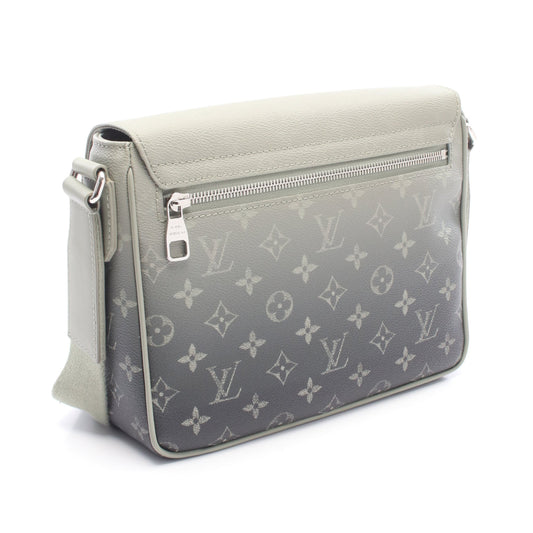 ディストリクトPM NV3 モノグラムグラディエント ショルダーバッグ PVC レザー カーキグリーン ルイヴィトン バッグ LOUIS VUITTON