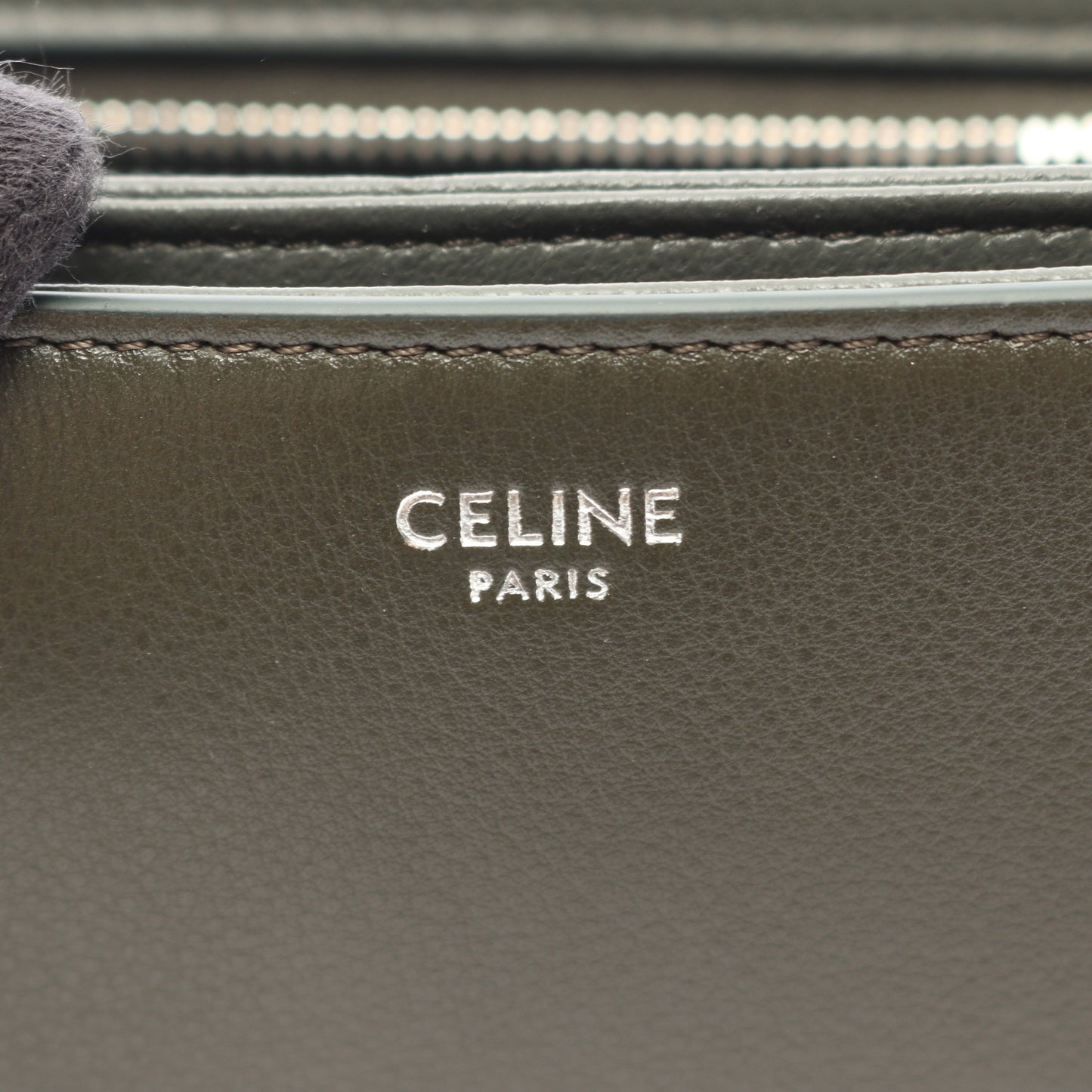 スモール ブザス ストラップ トリオンフ ショルダーバッグ レザー グレーグリーン セリーヌ バッグ CELINE