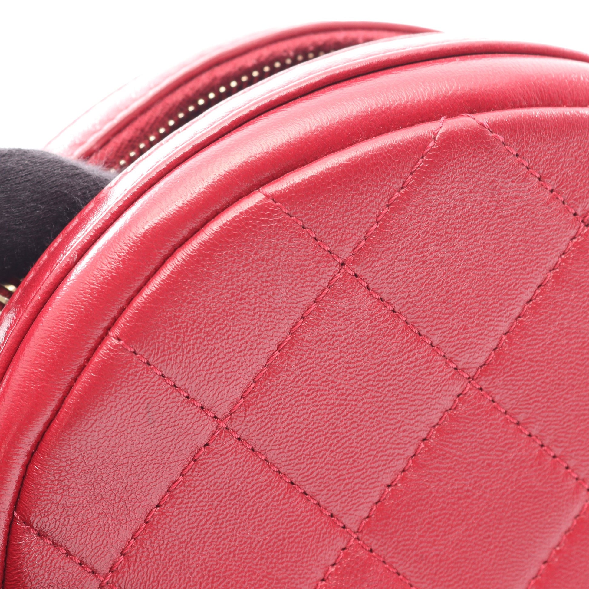 マトラッセ ラウンド チェーンショルダーバッグ レザー レッド ゴールド金具 シャネル バッグ CHANEL