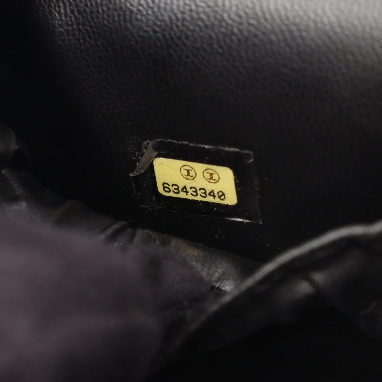 ココマーク ハンドバッグ バニティバッグ キャビアスキン ブラック ゴールド金具 シャネル バッグ CHANEL