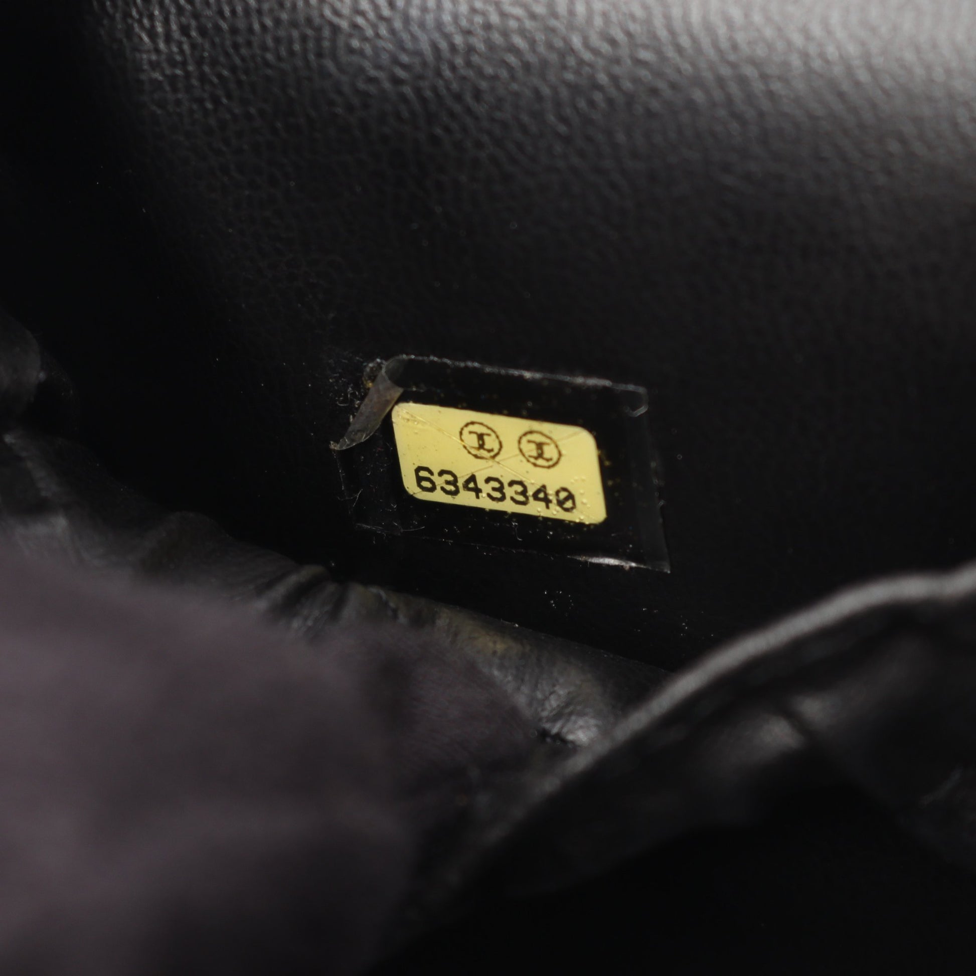 ココマーク ハンドバッグ バニティバッグ キャビアスキン ブラック ゴールド金具 シャネル バッグ CHANEL