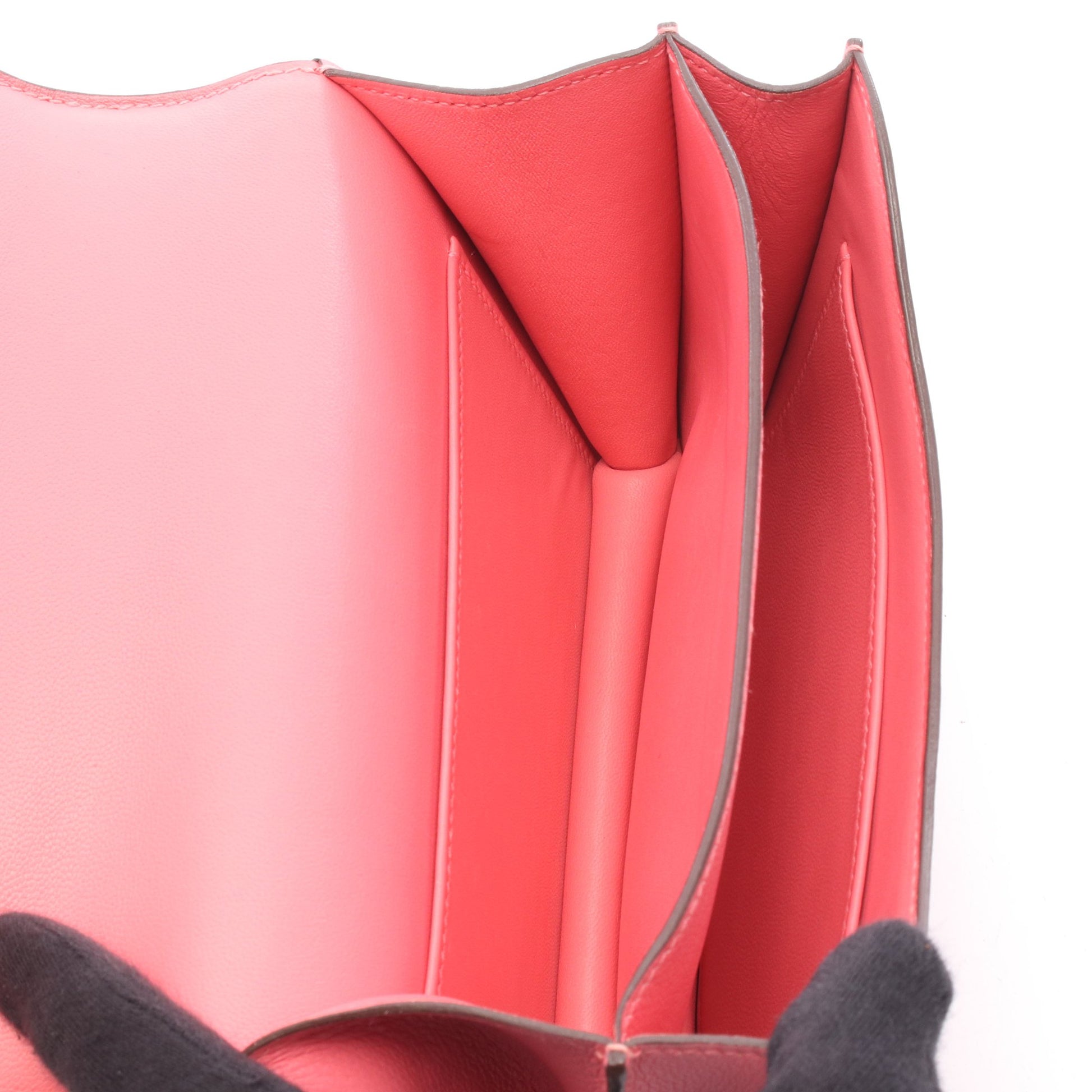 コンスタンス3 ミニ ローズエテ ショルダーバッグ エバーカラー ピンク シルバー金具 D刻印 エルメス バッグ HERMES