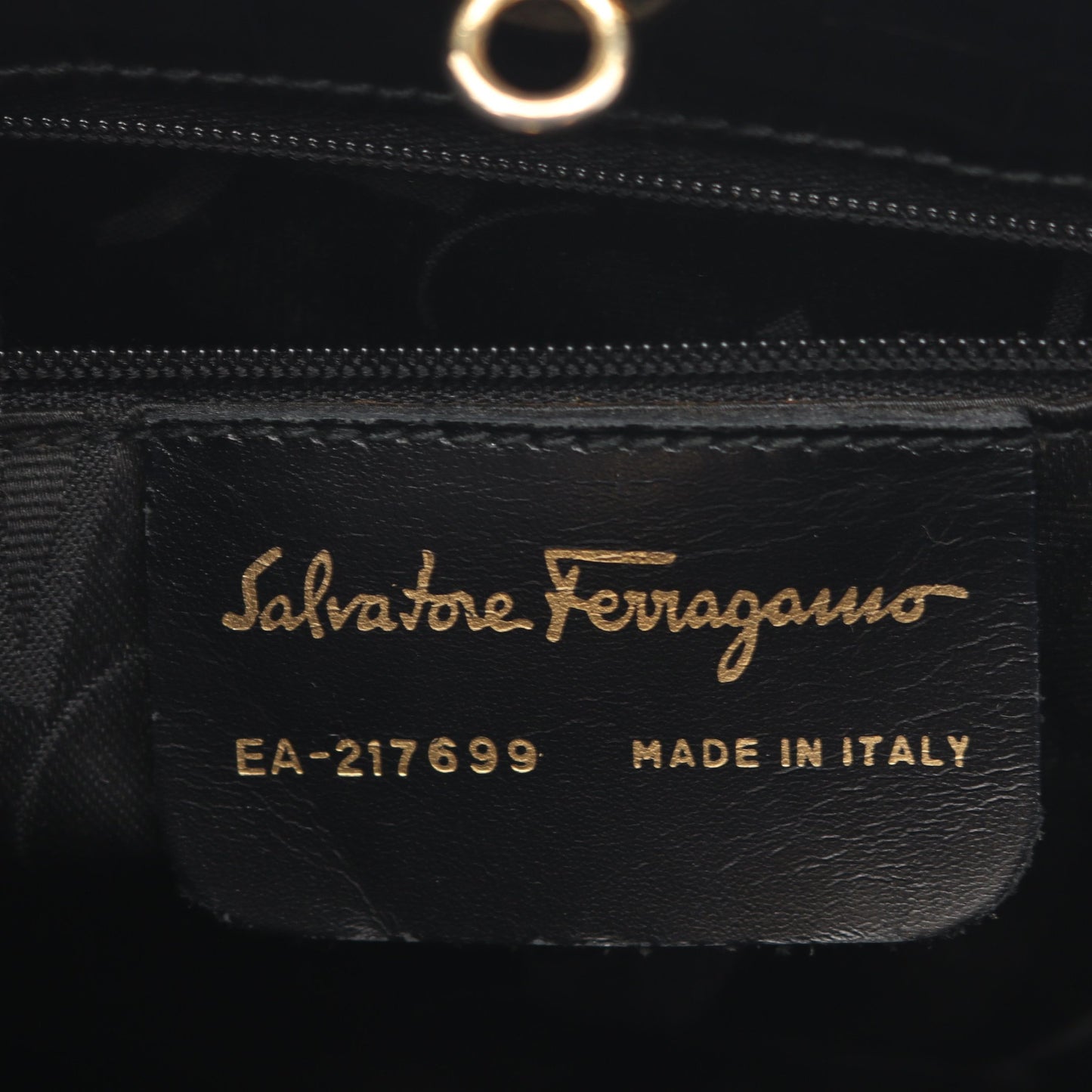 ガンチーニ クロコ型押し ショルダーバッグ スエード レザー ブラック サルヴァトーレフェラガモ バッグ Salvatore Ferragamo
