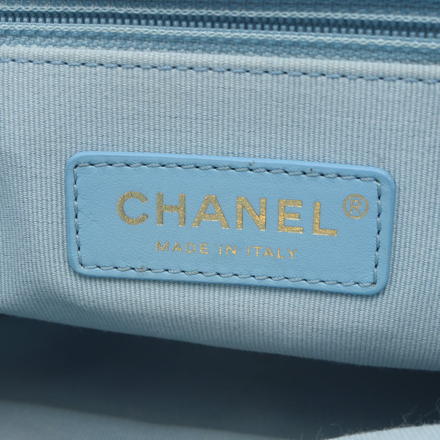 マトラッセ チェーンショルダーバッグ ラムスキン ライトブルー ゴールド金具 シャネル バッグ CHANEL