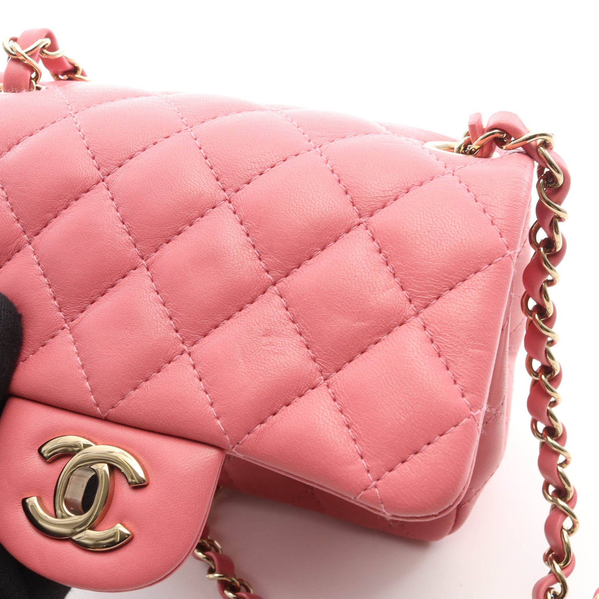 ミニマトラッセ チェーンショルダーバッグ ラムスキン ピンク ゴールド金具 シャネル バッグ CHANEL