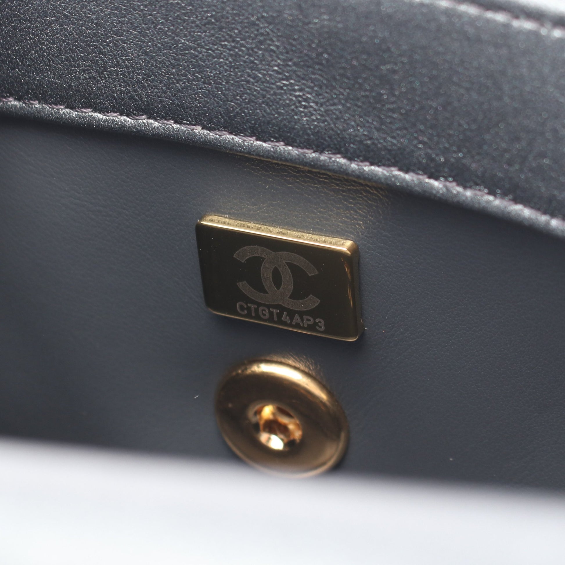 ミニマトラッセ メタリック チェーンショルダーバッグ ラムスキン グレー ゴールド金具 シャネル バッグ CHANEL